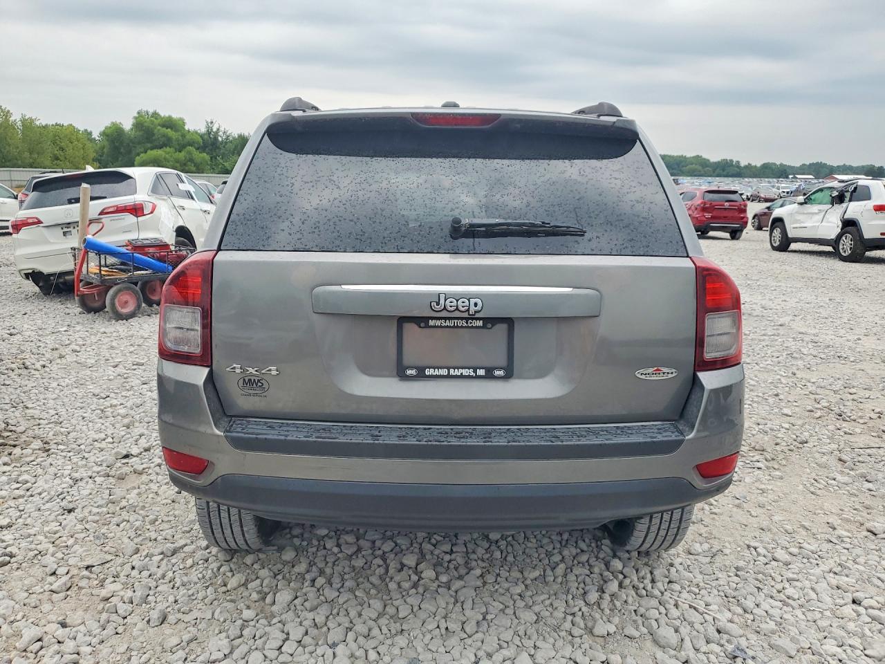 2014 Jeep Compass Sport Gray vin: 1C4NJDAB0ED608028