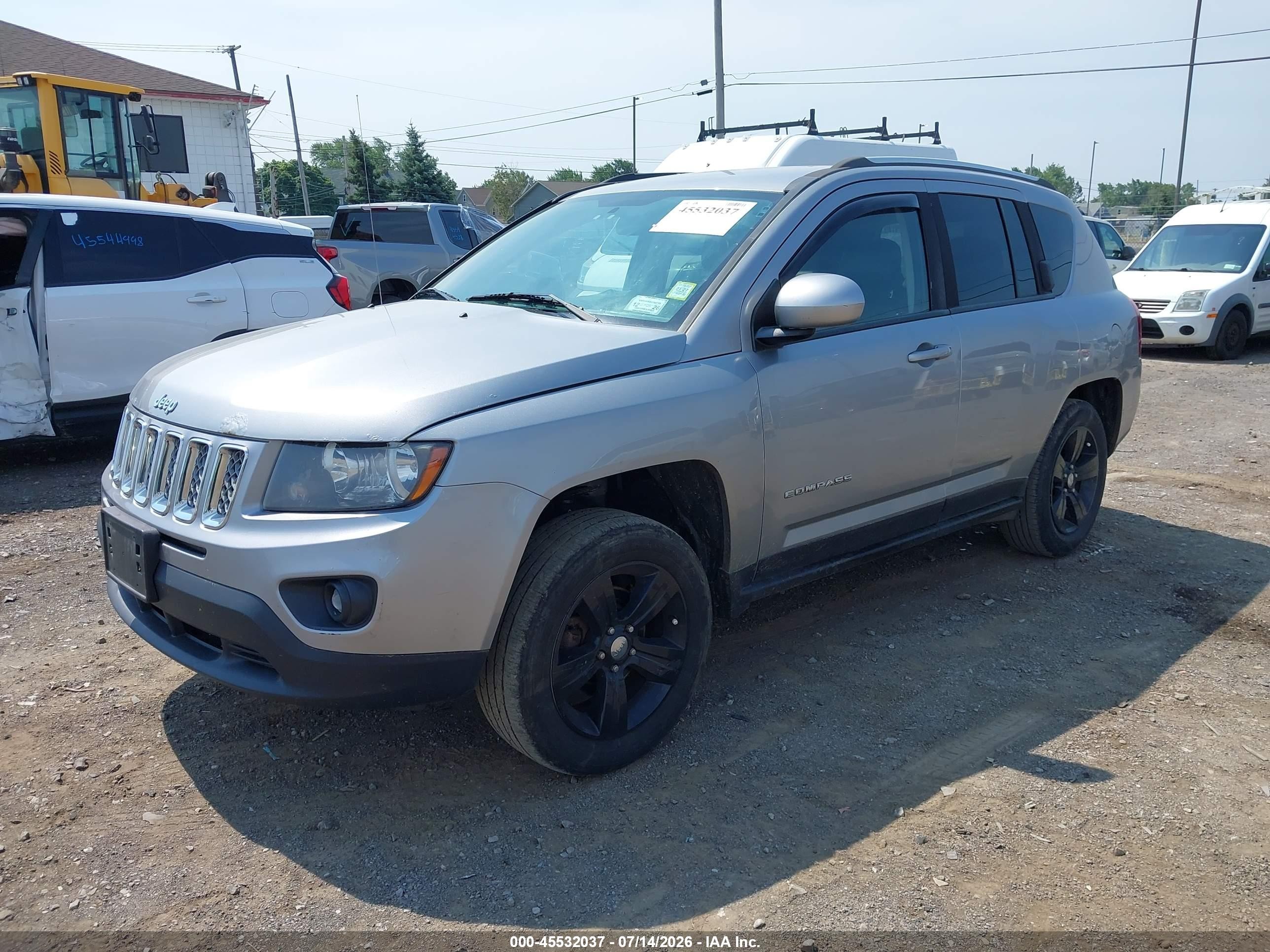2014 Jeep Compass Sport/north Серебряный vin: 1C4NJDAB2ED835088