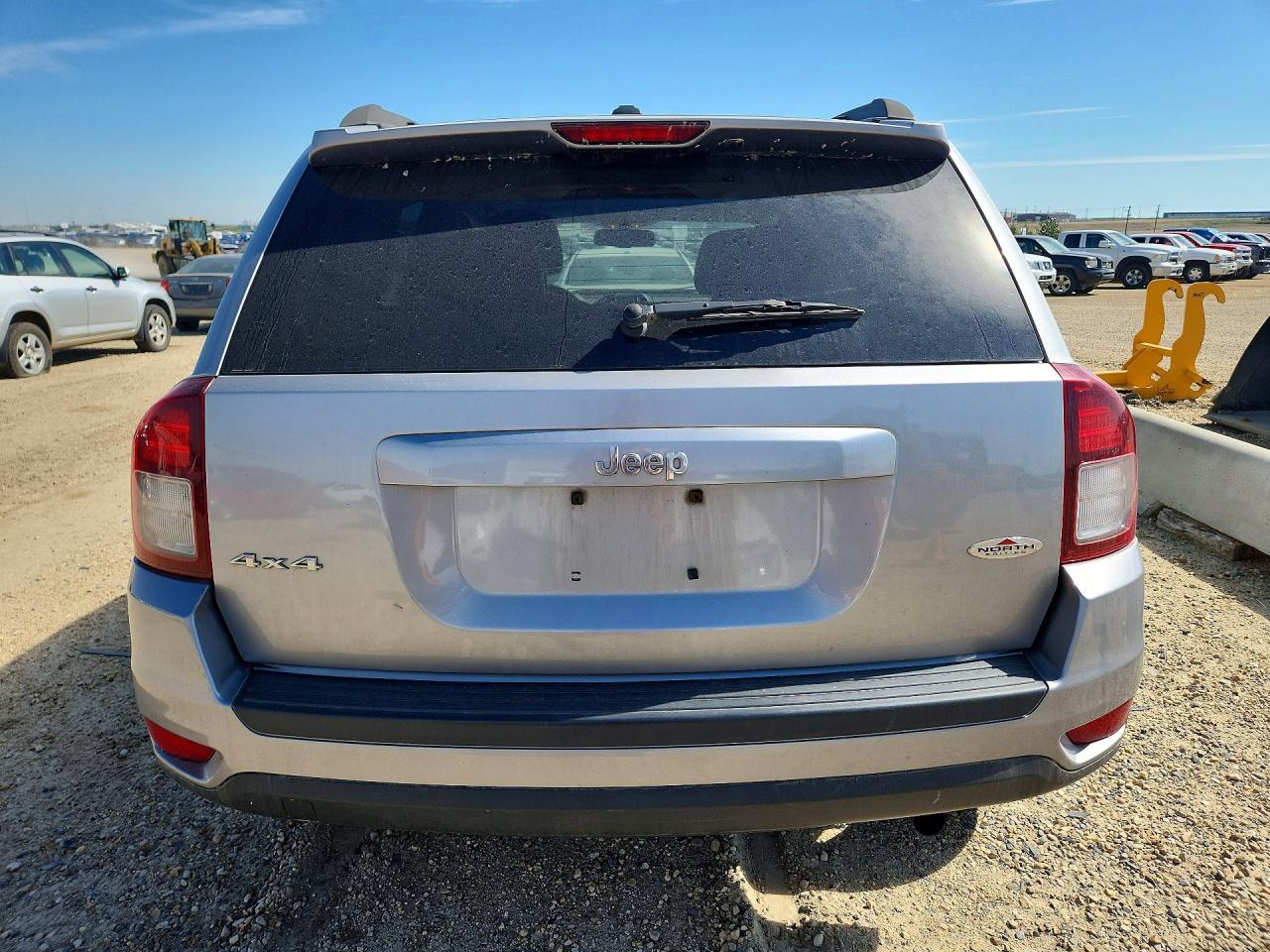 2014 Jeep Compass Sport Silver vin: 1C4NJDAB9ED762592