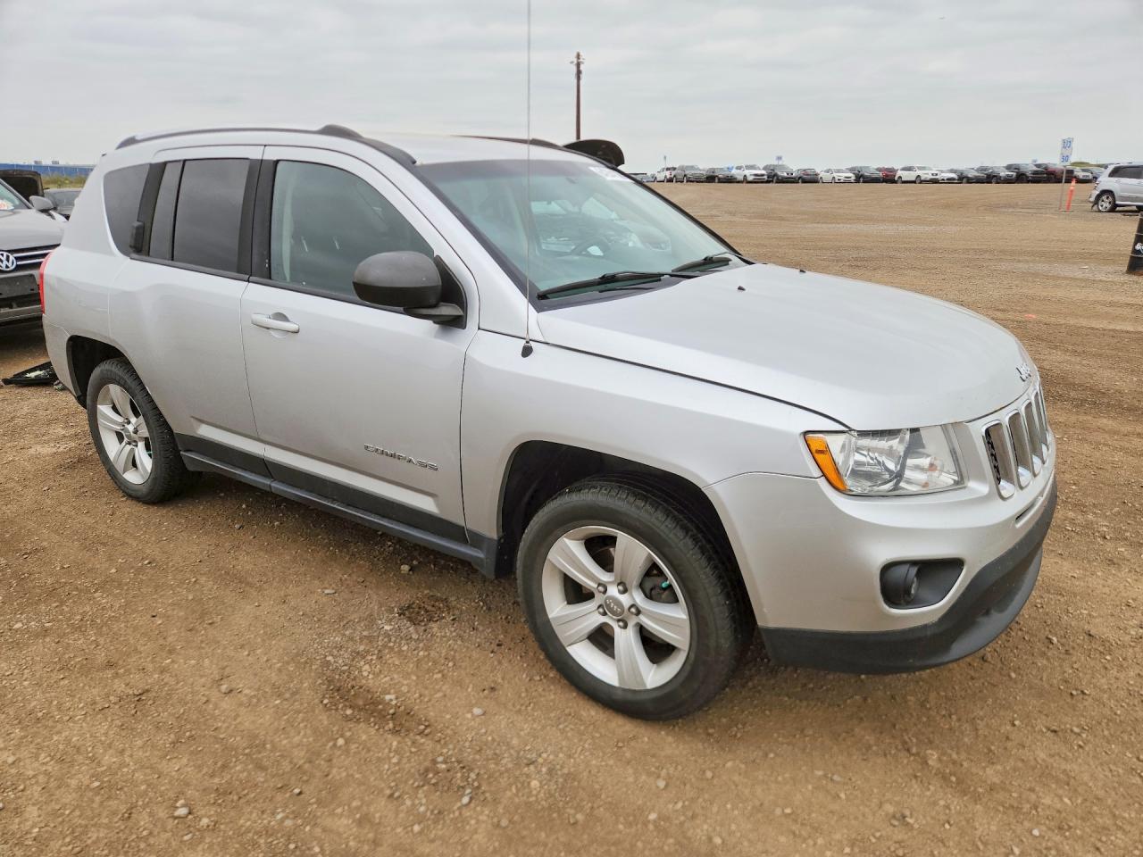 2012 Jeep Compass Silver vin: 1C4NJDABXCD663292