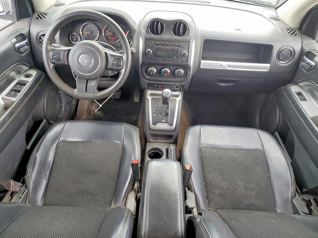 2014 Jeep Compass Sport Silver vin: 1C4NJDABXED566029