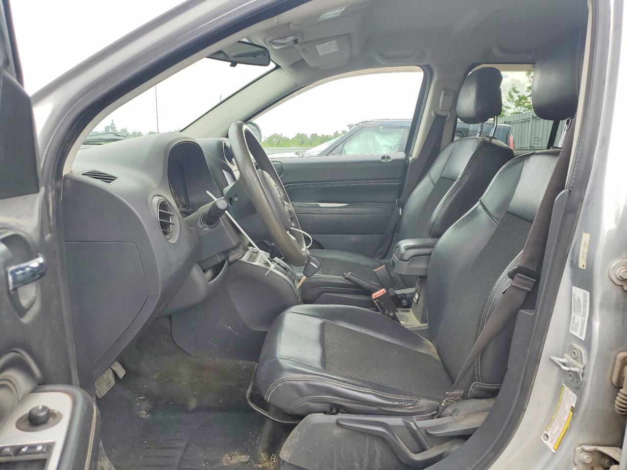 2014 Jeep Compass Sport Silver vin: 1C4NJDABXED566029