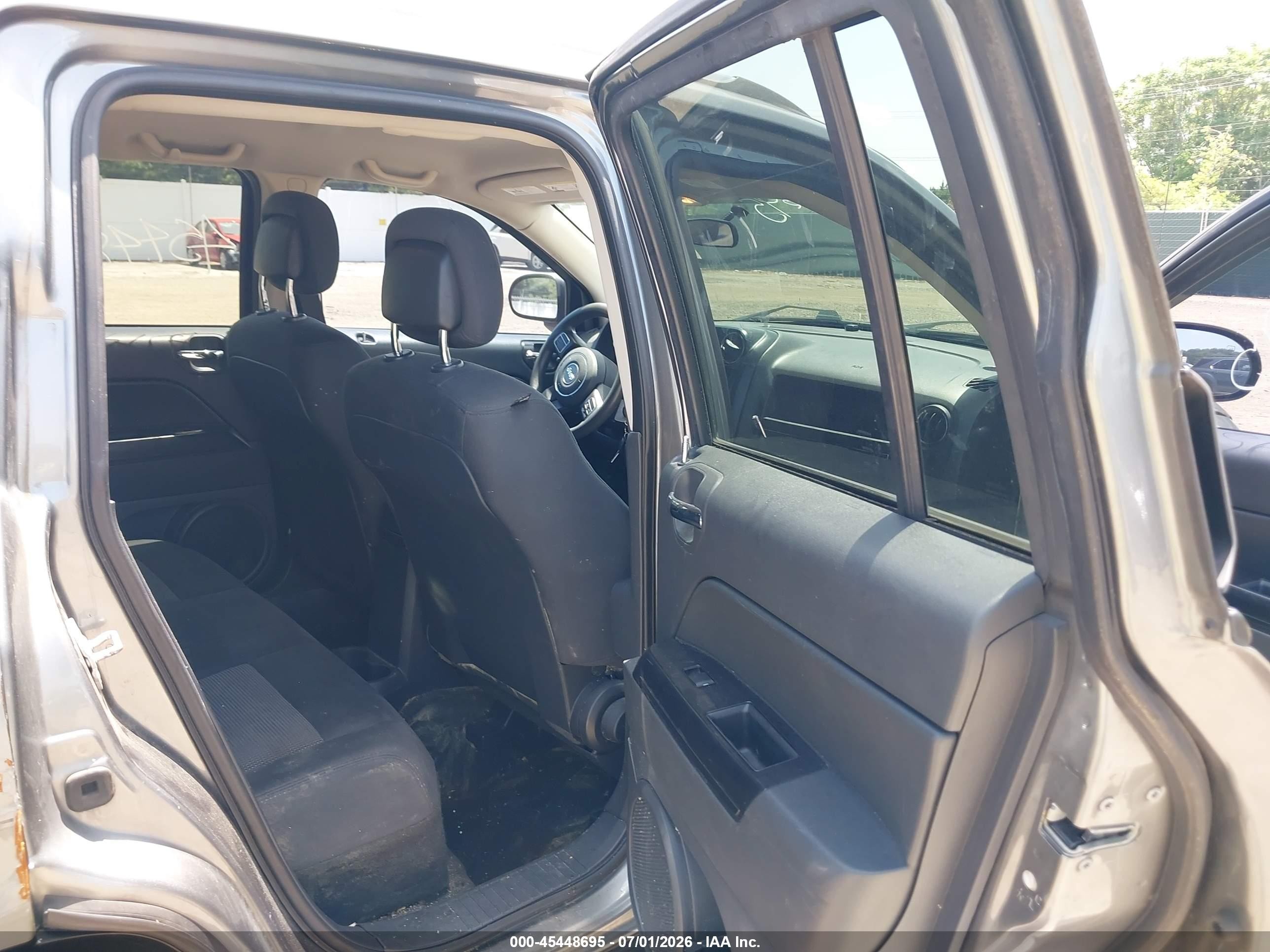 2012 Jeep Compass Sport Серый vin: 1C4NJDBB0CD576192