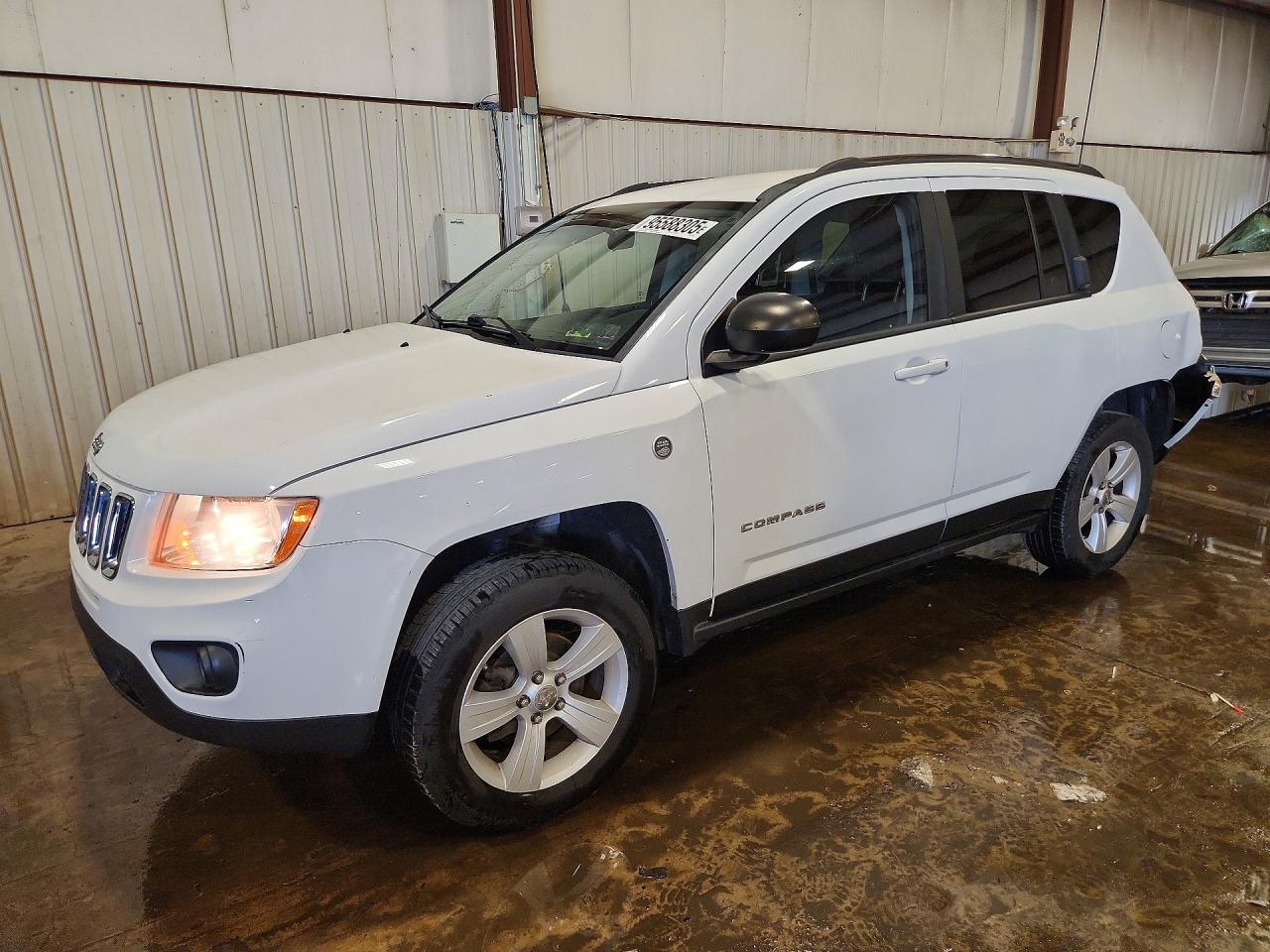 2012 Jeep Compass Sport White vin: 1C4NJDBB0CD612446