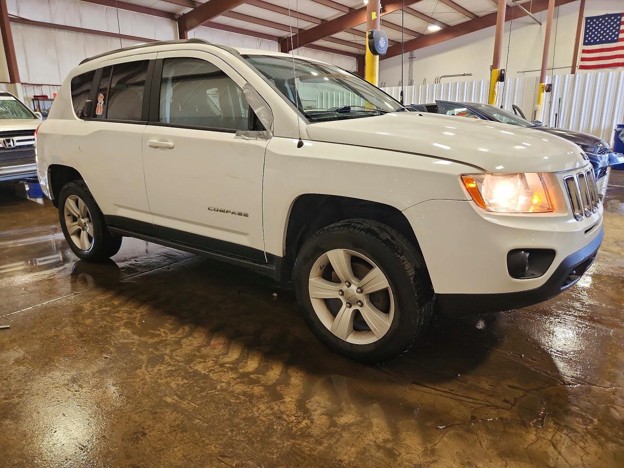 2012 Jeep Compass Sport White vin: 1C4NJDBB0CD612446