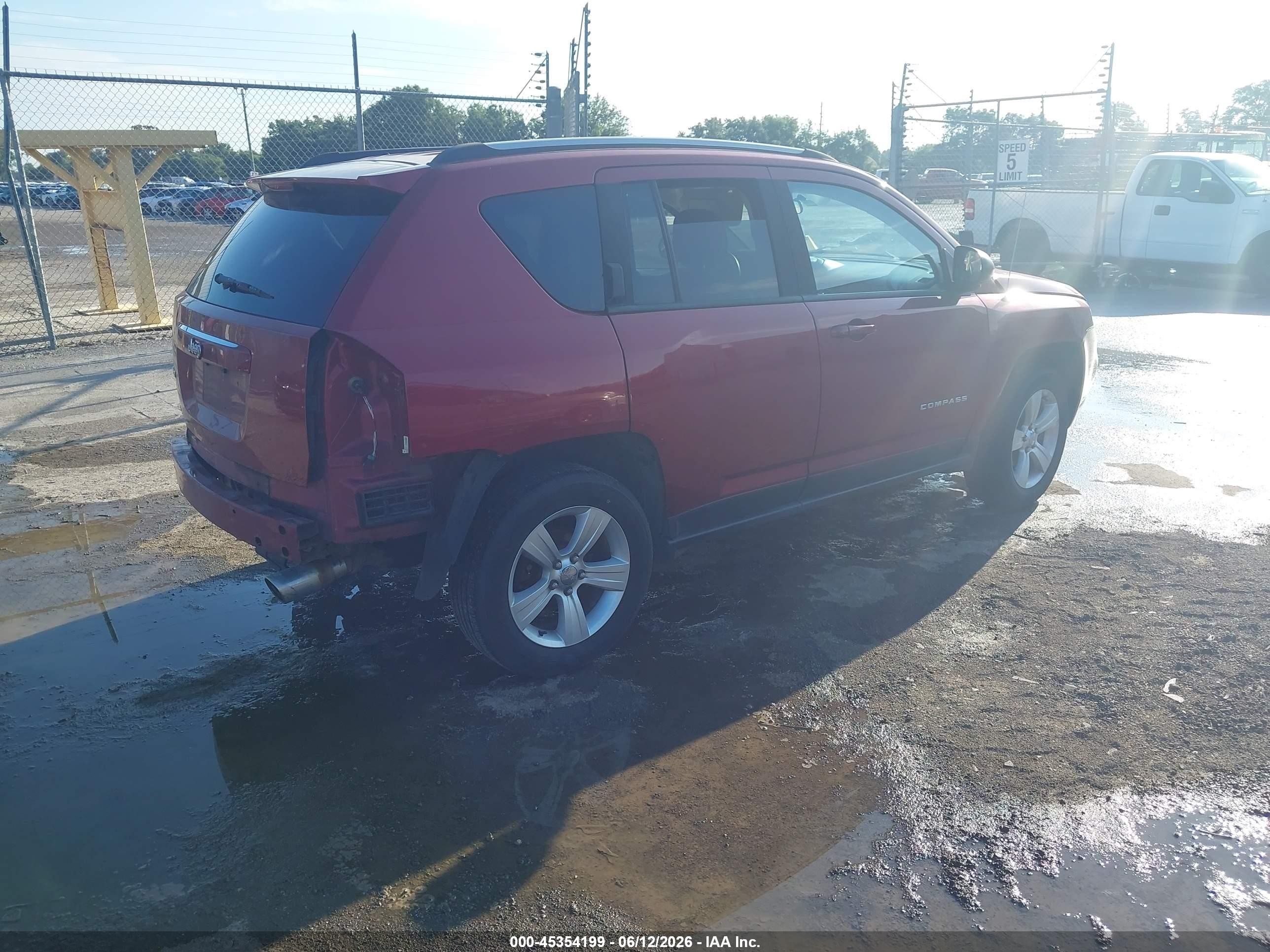 2015 Jeep Compass Sport Burgundy vin: 1C4NJDBB0FD240157
