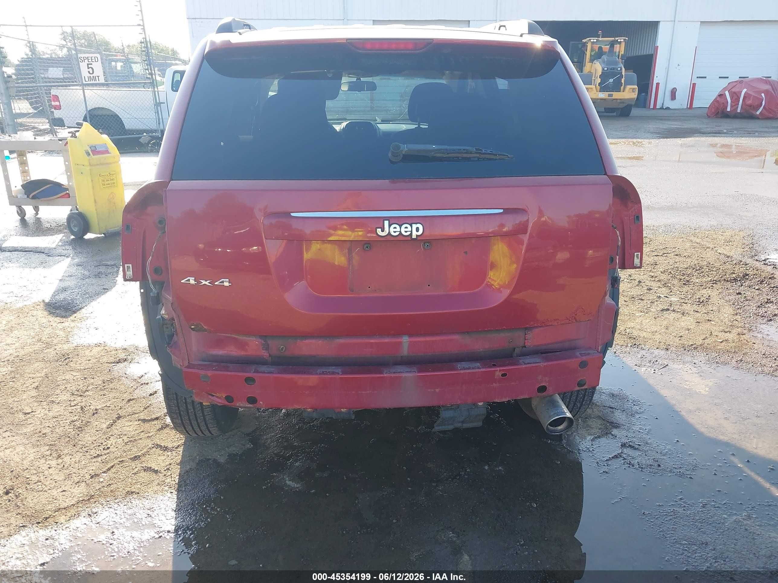 2015 Jeep Compass Sport Burgundy vin: 1C4NJDBB0FD240157