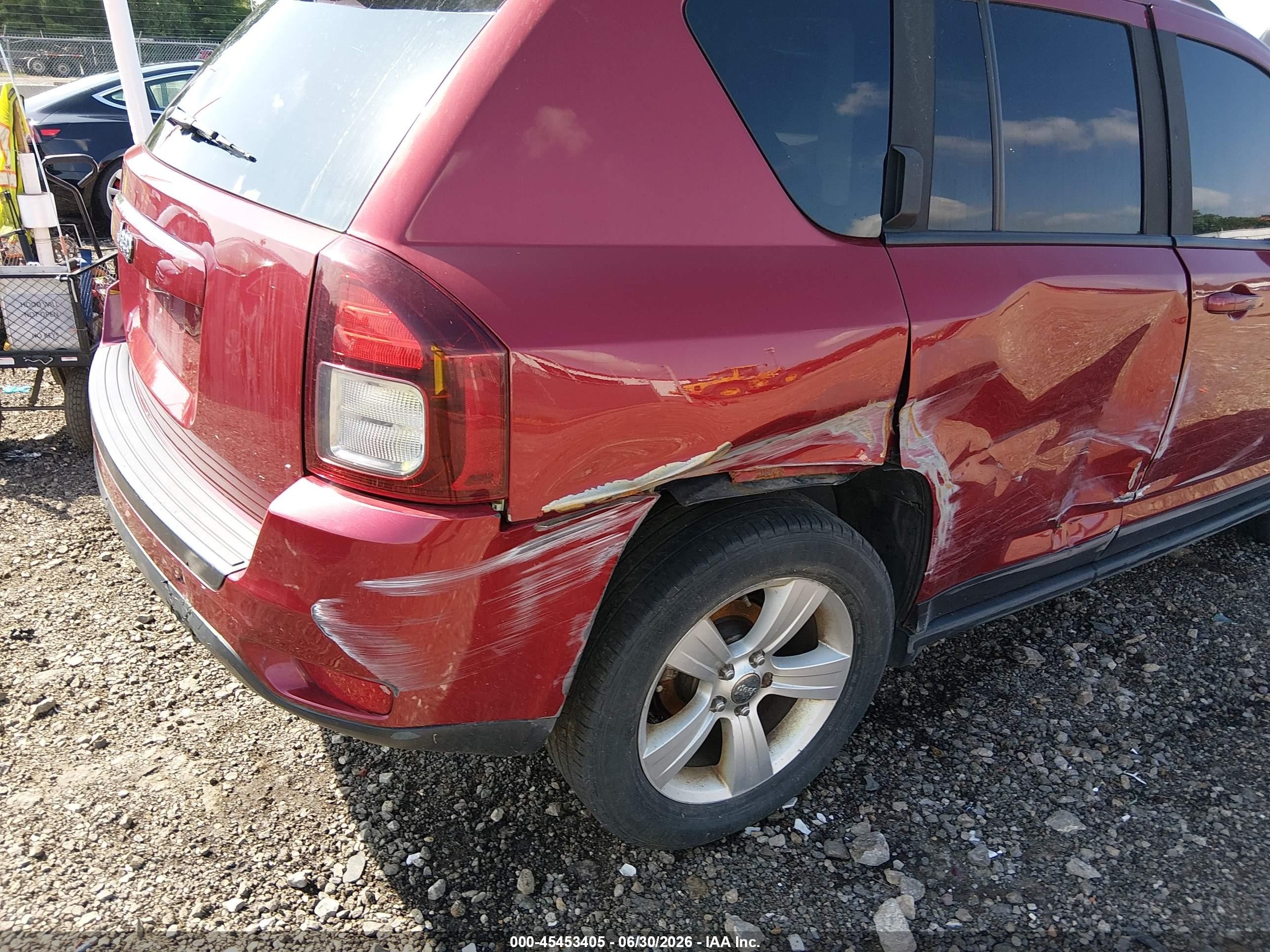 2015 Jeep Compass Sport Maroon vin: 1C4NJDBB0FD396117