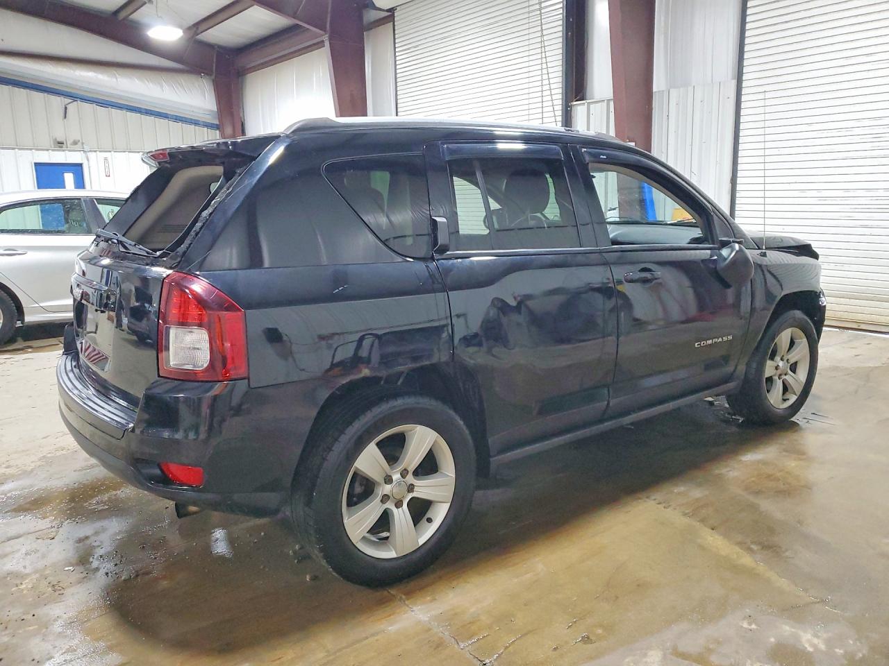 2015 Jeep Compass Sport Черный vin: 1C4NJDBB0FD416561