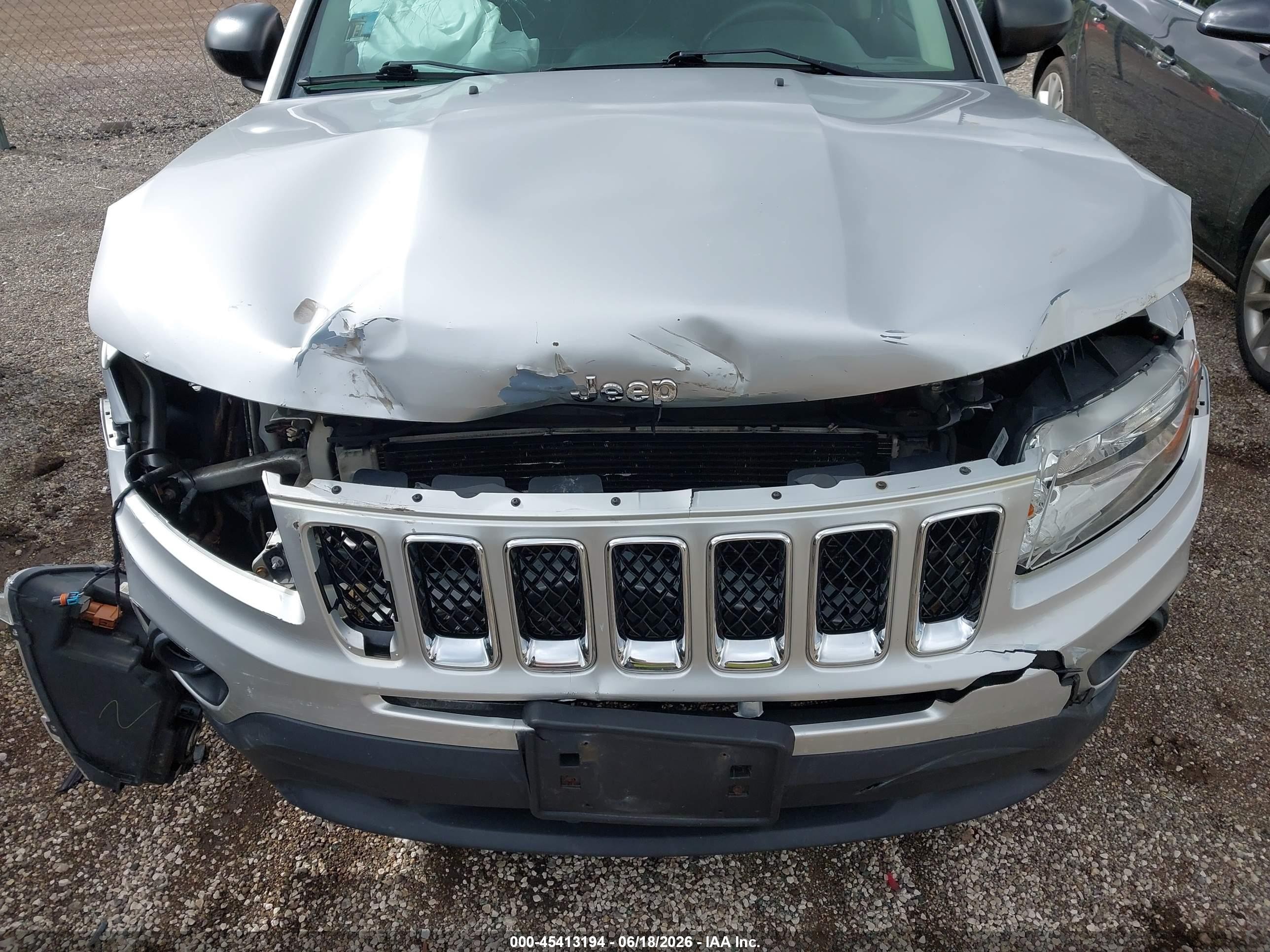 2012 Jeep Compass Sport Silver vin: 1C4NJDBB1CD569669