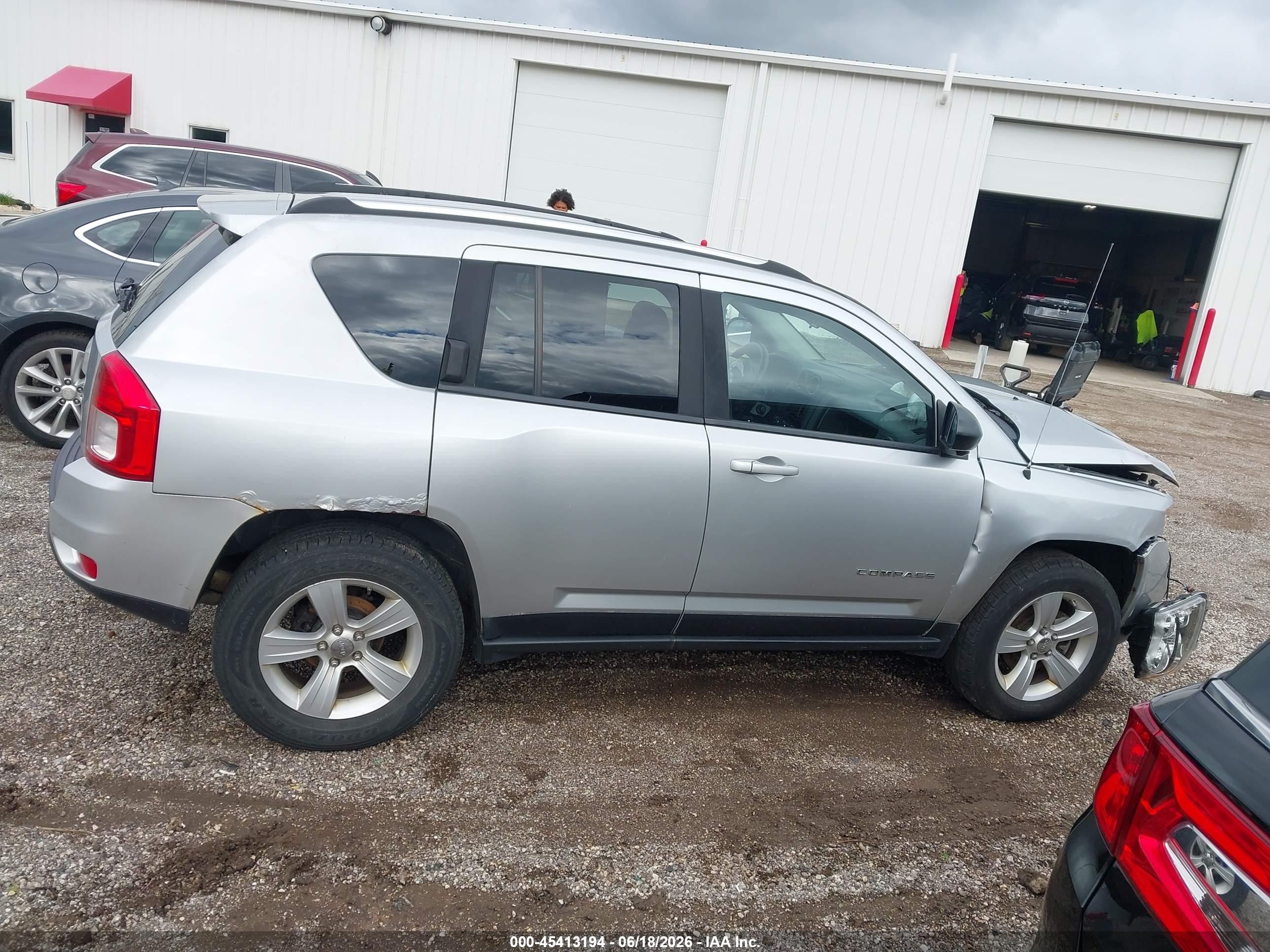 2012 Jeep Compass Sport Silver vin: 1C4NJDBB1CD569669