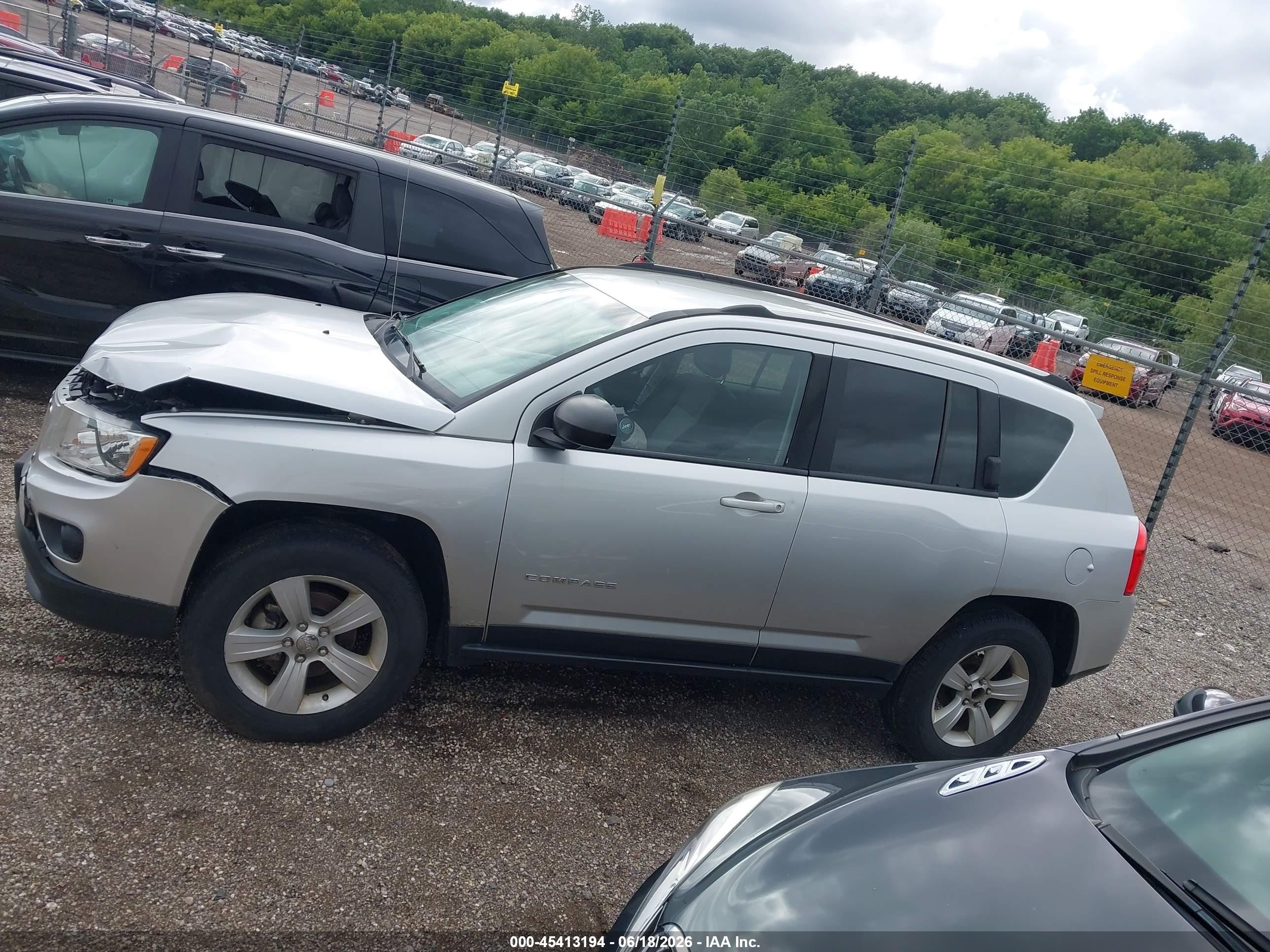 2012 Jeep Compass Sport Silver vin: 1C4NJDBB1CD569669