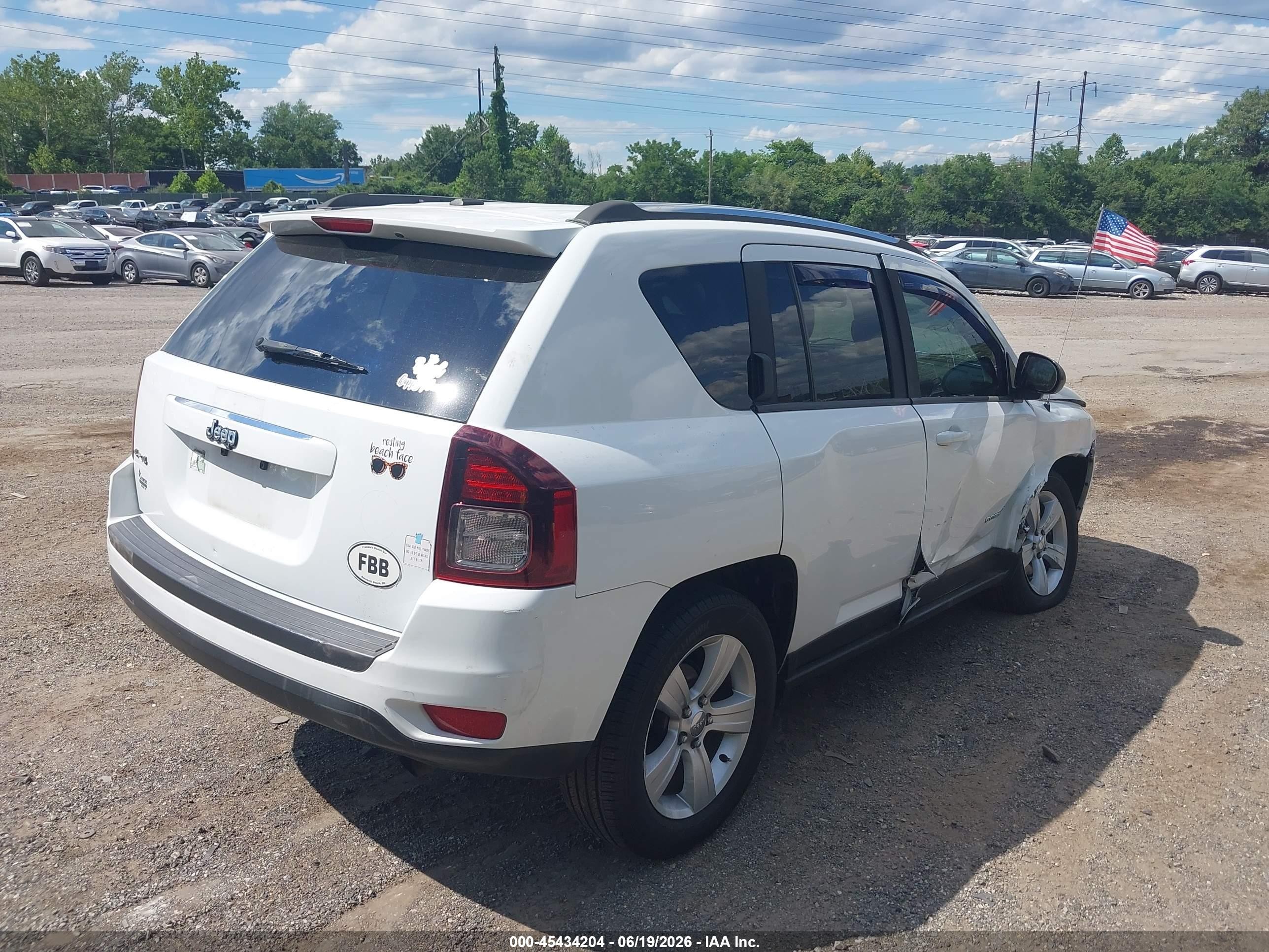 2014 Jeep Compass Sport White vin: 1C4NJDBB1ED623040