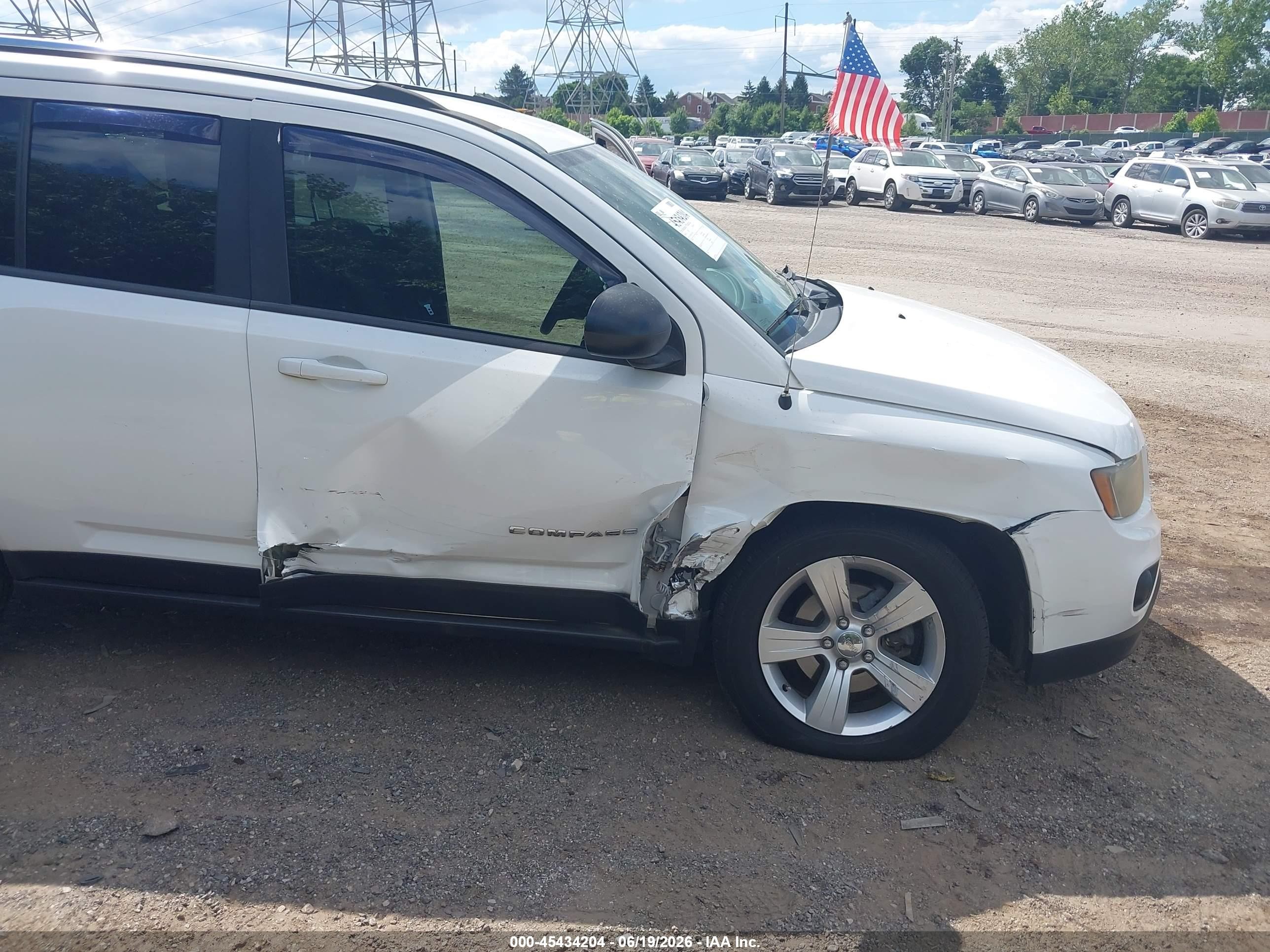 2014 Jeep Compass Sport White vin: 1C4NJDBB1ED623040
