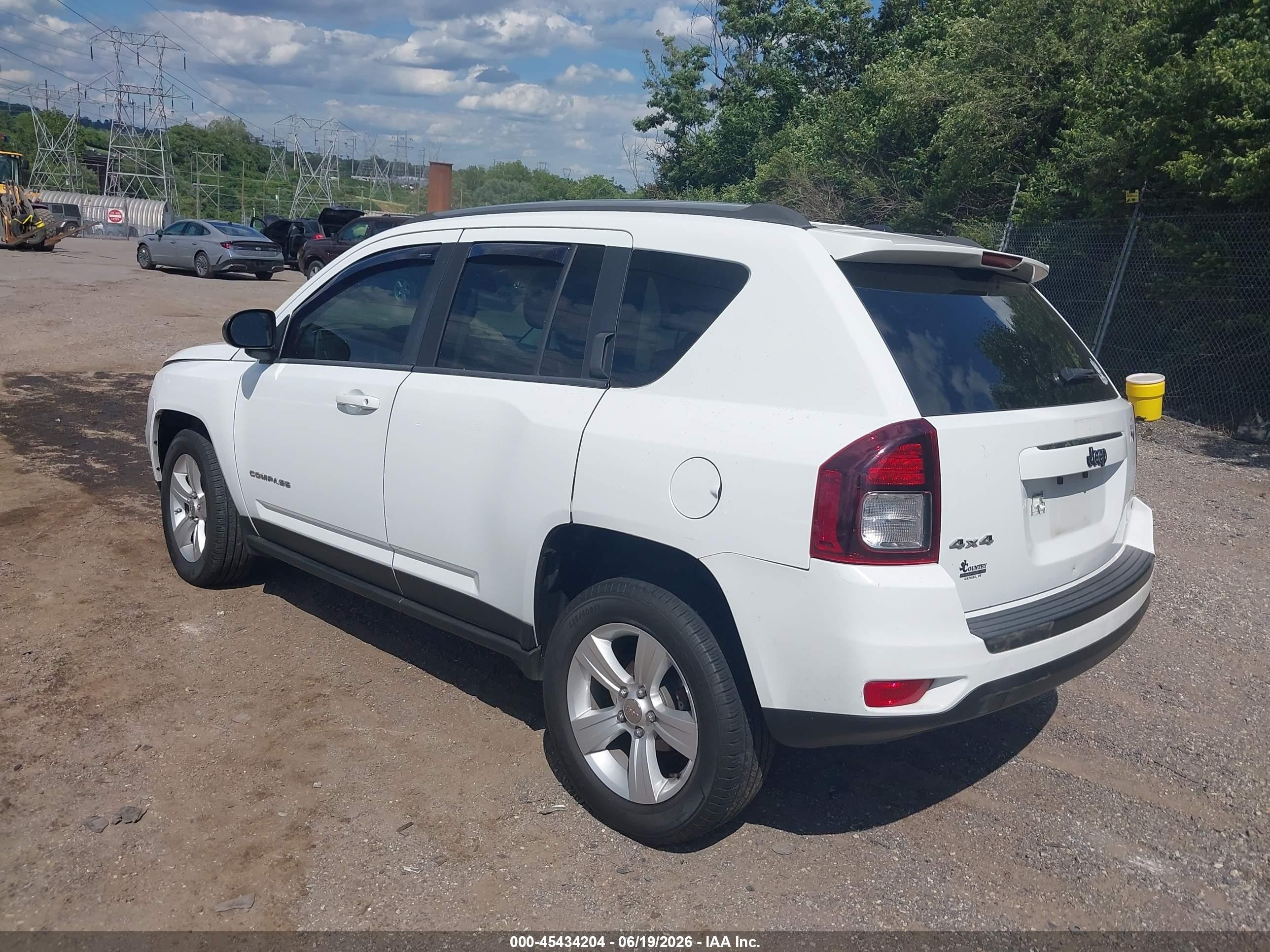 2014 Jeep Compass Sport White vin: 1C4NJDBB1ED623040