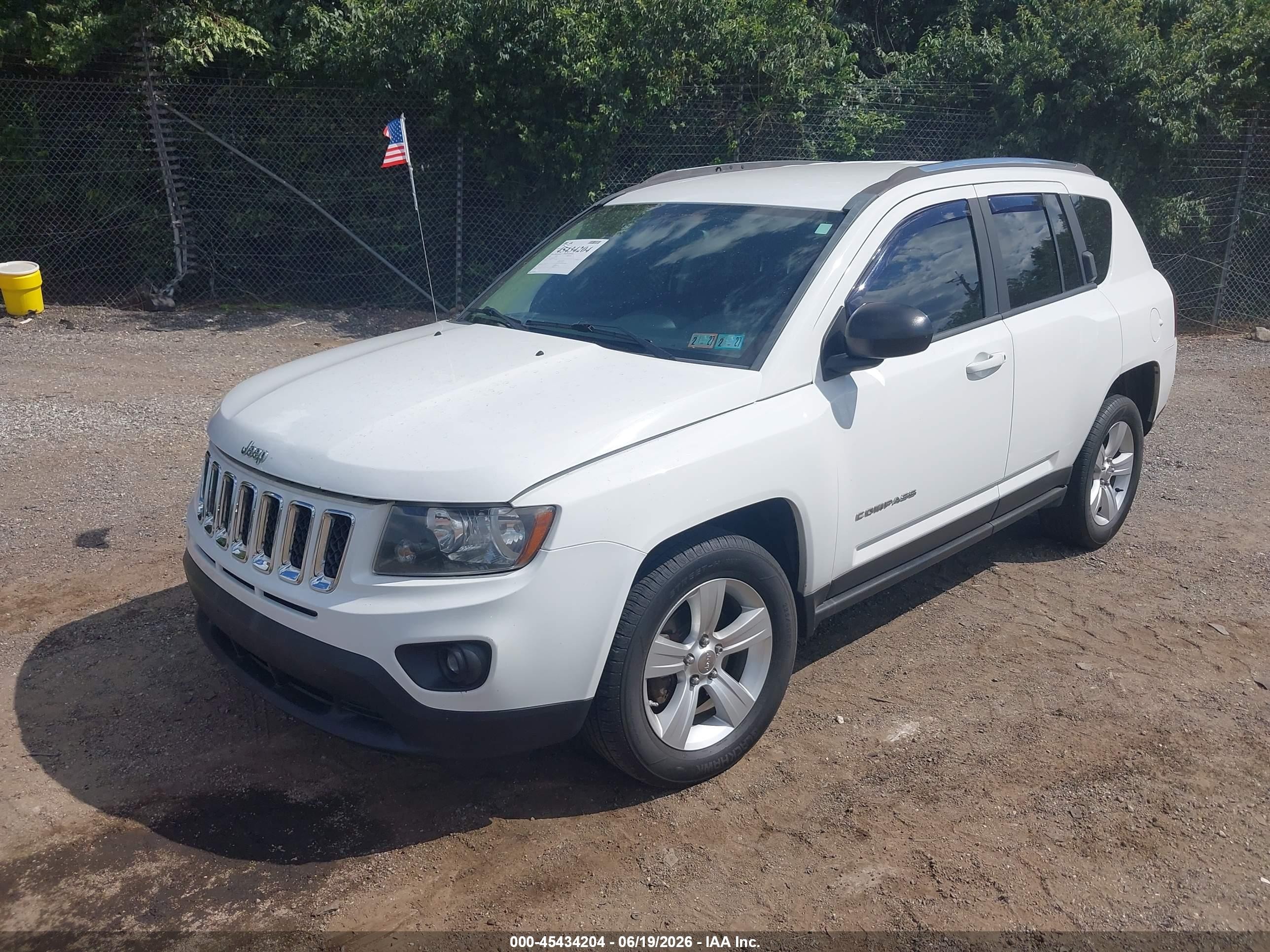 2014 Jeep Compass Sport White vin: 1C4NJDBB1ED623040
