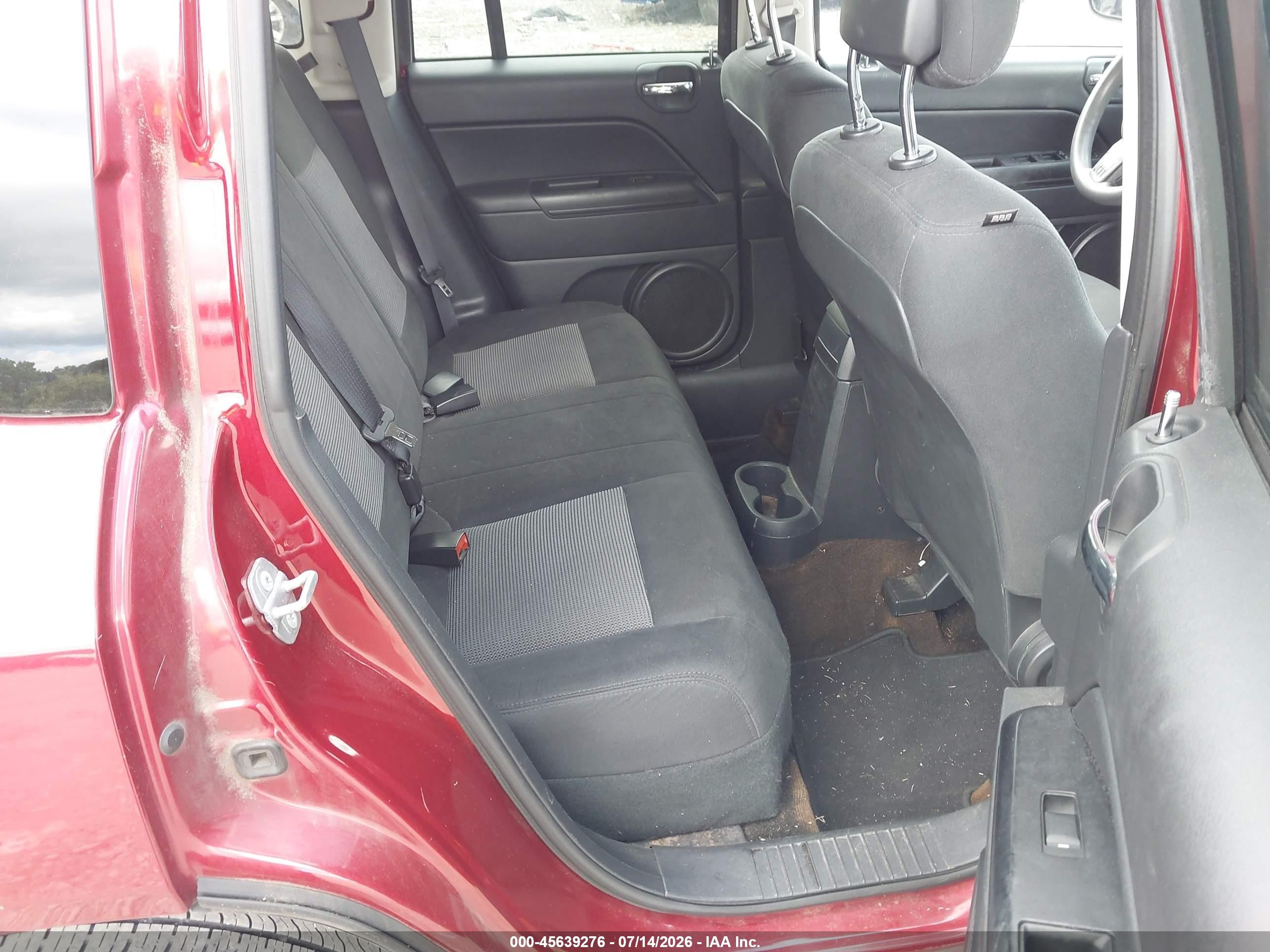 2015 Jeep Compass Sport Red vin: 1C4NJDBB1FD240121