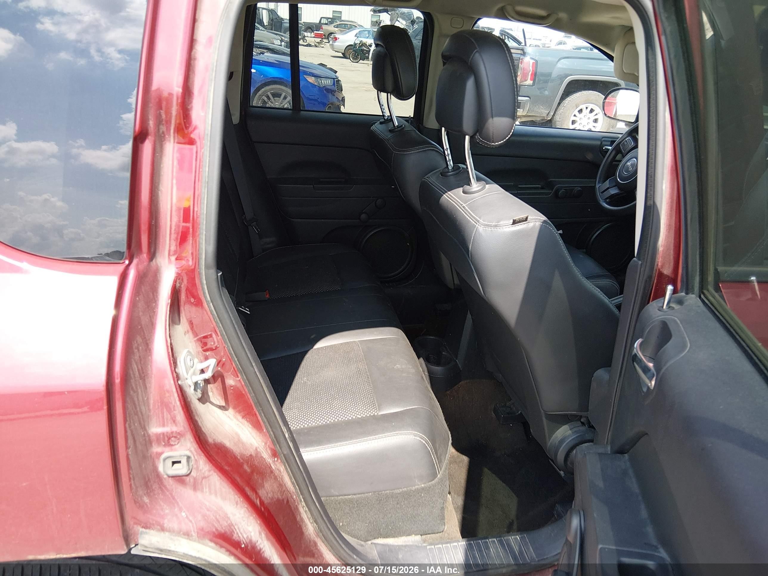 2015 Jeep Compass Altitude Edition Red vin: 1C4NJDBB1FD308126