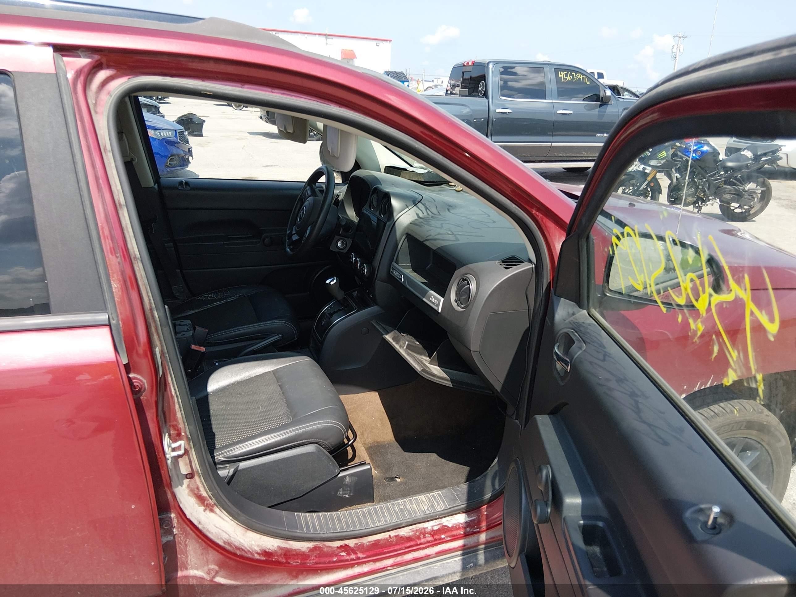 2015 Jeep Compass Altitude Edition Red vin: 1C4NJDBB1FD308126