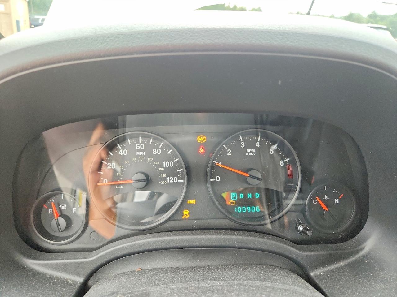 2012 Jeep Compass Sport Серебряный vin: 1C4NJDBB2CD633251