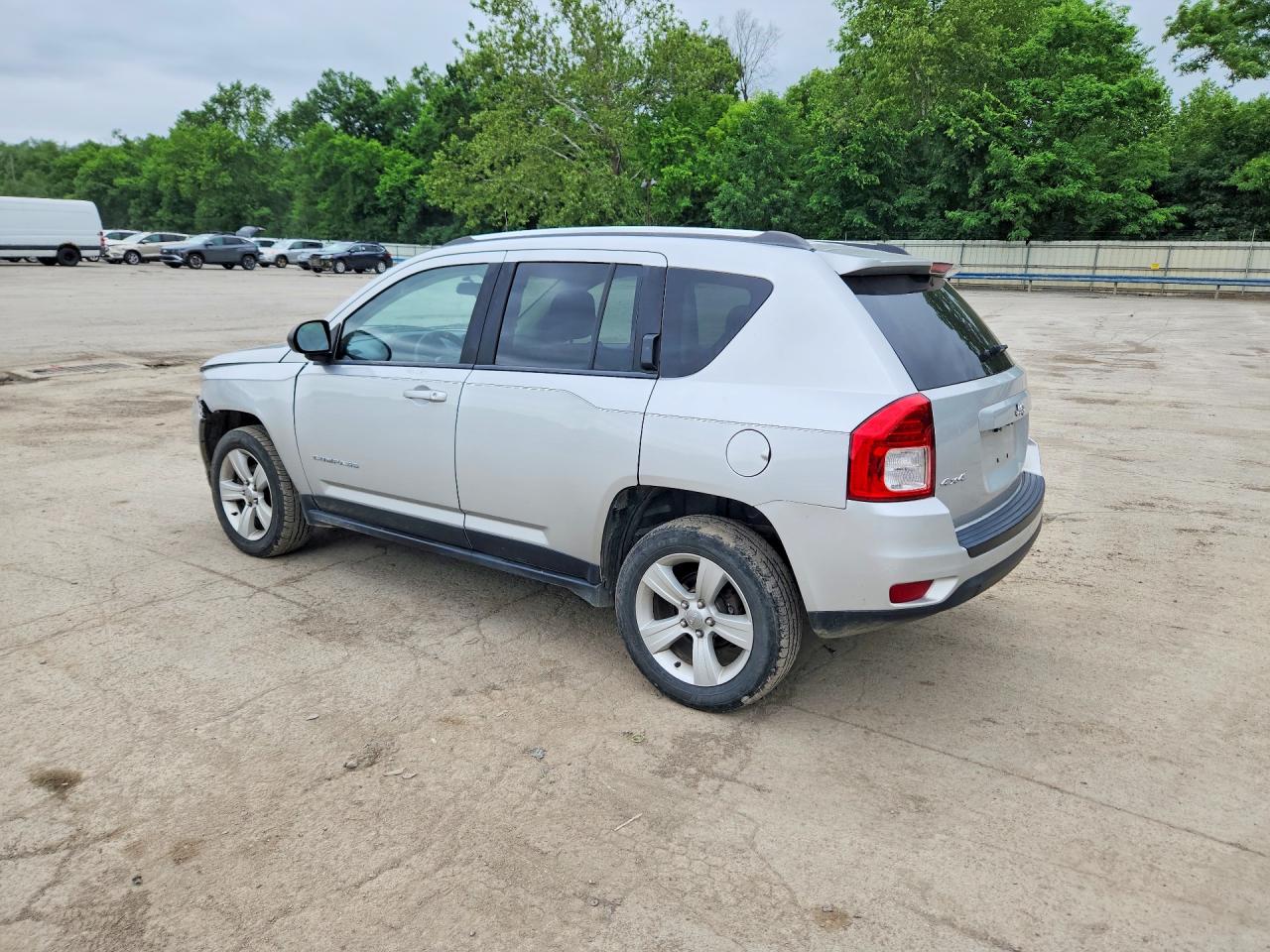 2013 Jeep Compass Sport Silver vin: 1C4NJDBB2DD174157