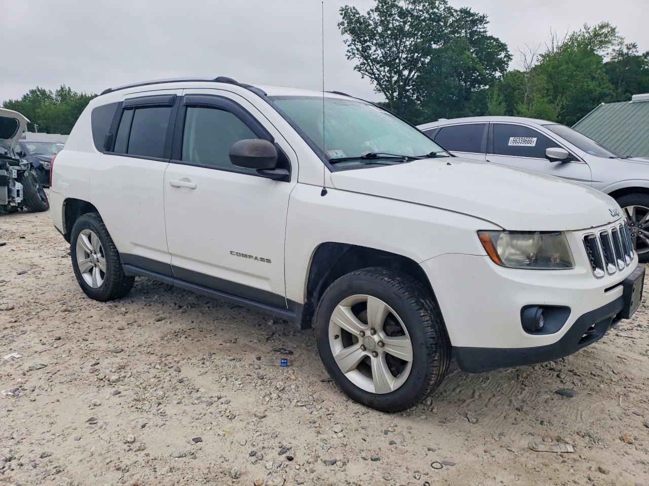 2014 Jeep Compass Sport White vin: 1C4NJDBB2ED510522