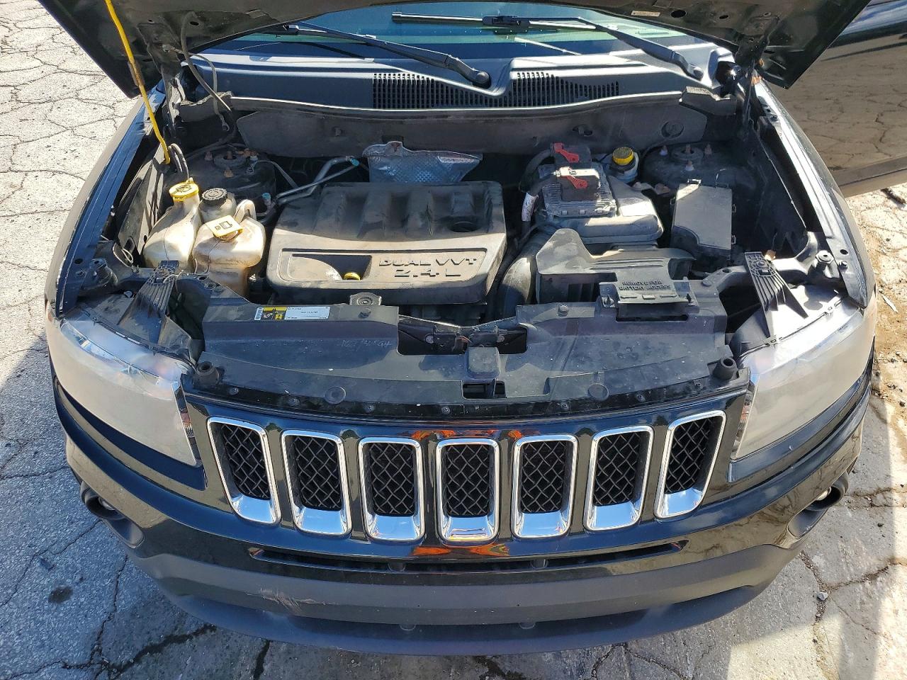 2015 Jeep Compass Sport Черный vin: 1C4NJDBB2FD108162