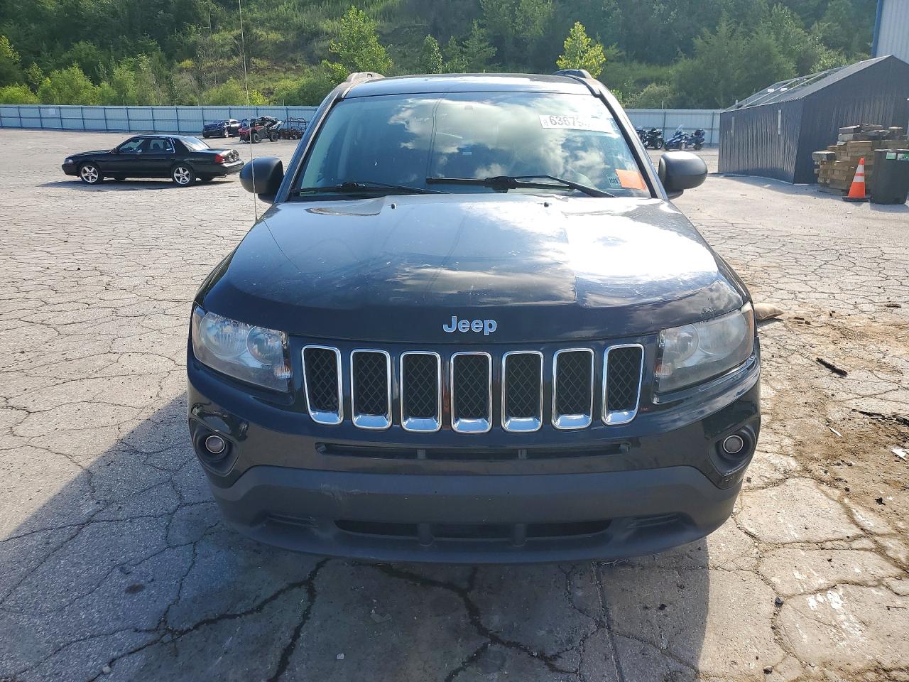 2015 Jeep Compass Sport Черный vin: 1C4NJDBB2FD108162