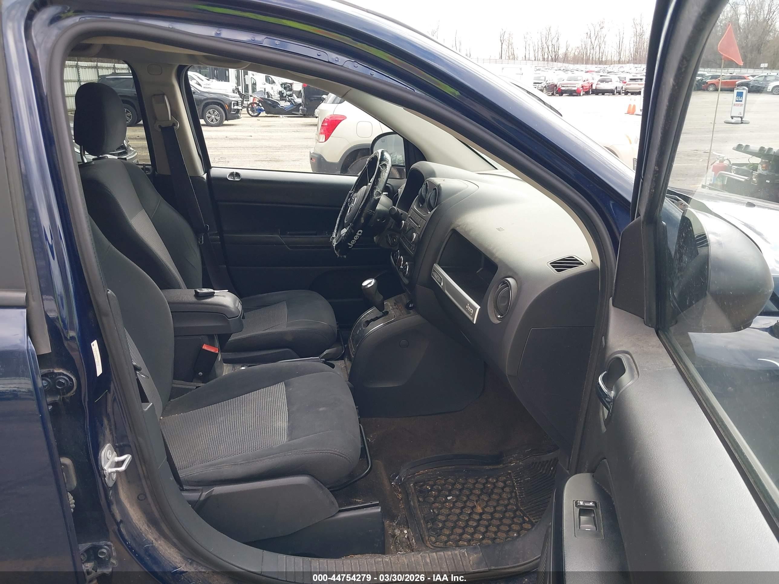 2015 Jeep Compass Sport Navy vin: 1C4NJDBB2FD393137