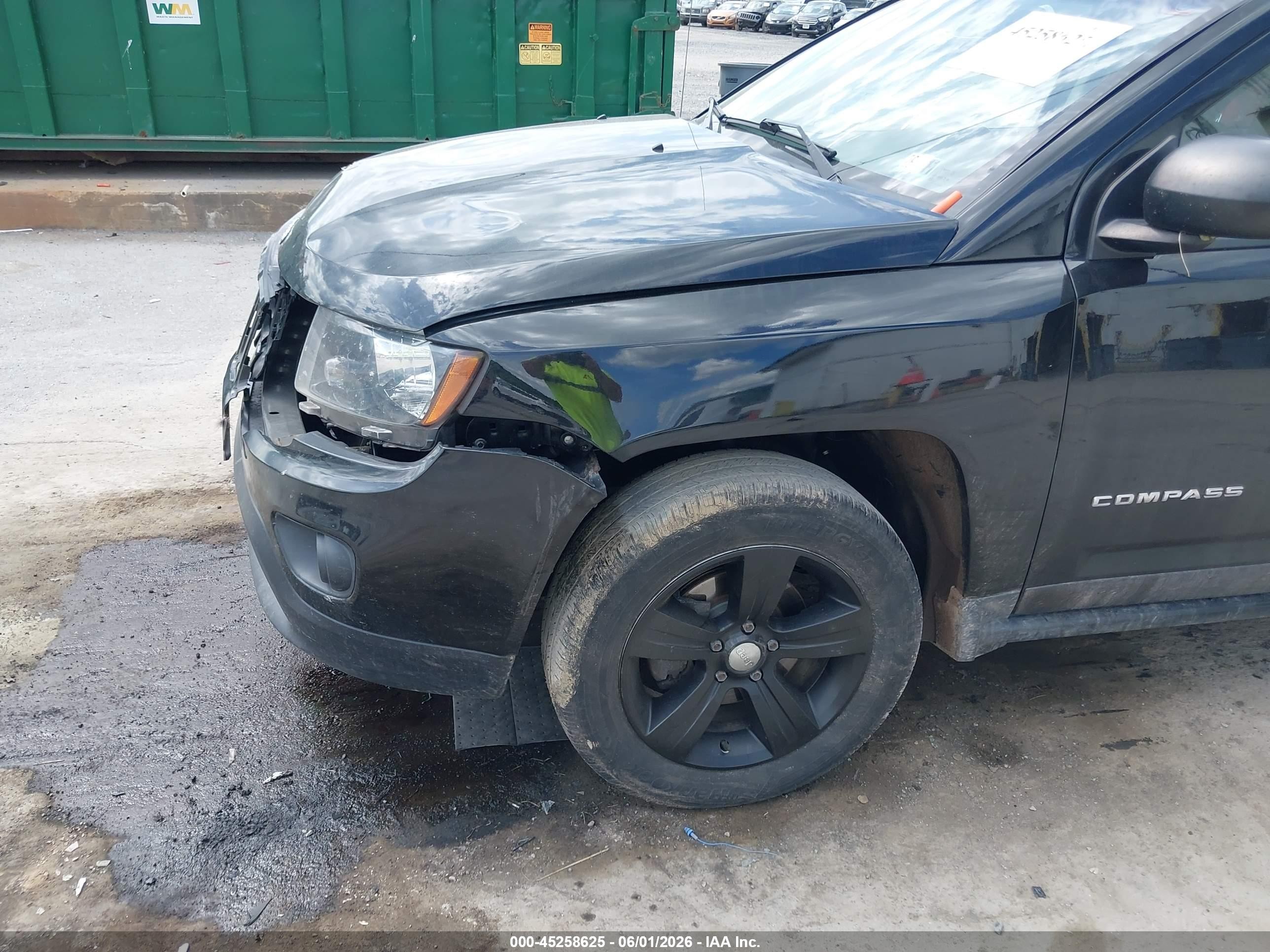 2015 Jeep Compass Sport Черный vin: 1C4NJDBB2FD423835