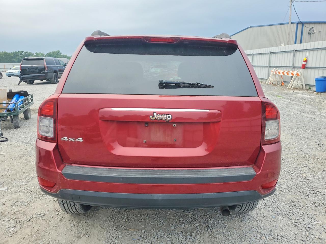 2015 Jeep Compass Sport Red vin: 1C4NJDBB2FD437802