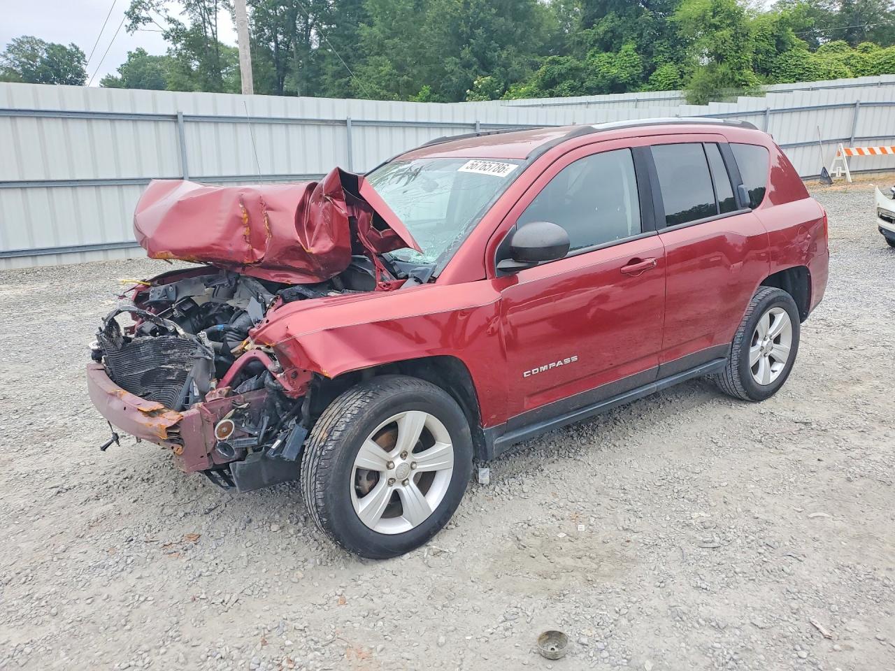 2015 Jeep Compass Sport Red vin: 1C4NJDBB2FD437802