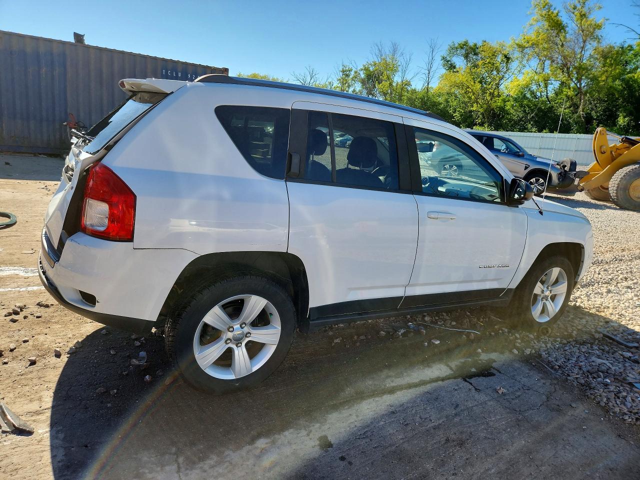2013 Jeep Compass Sport White vin: 1C4NJDBB3DD196443