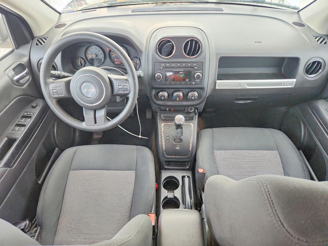 2014 Jeep Compass Sport White vin: 1C4NJDBB3ED879552