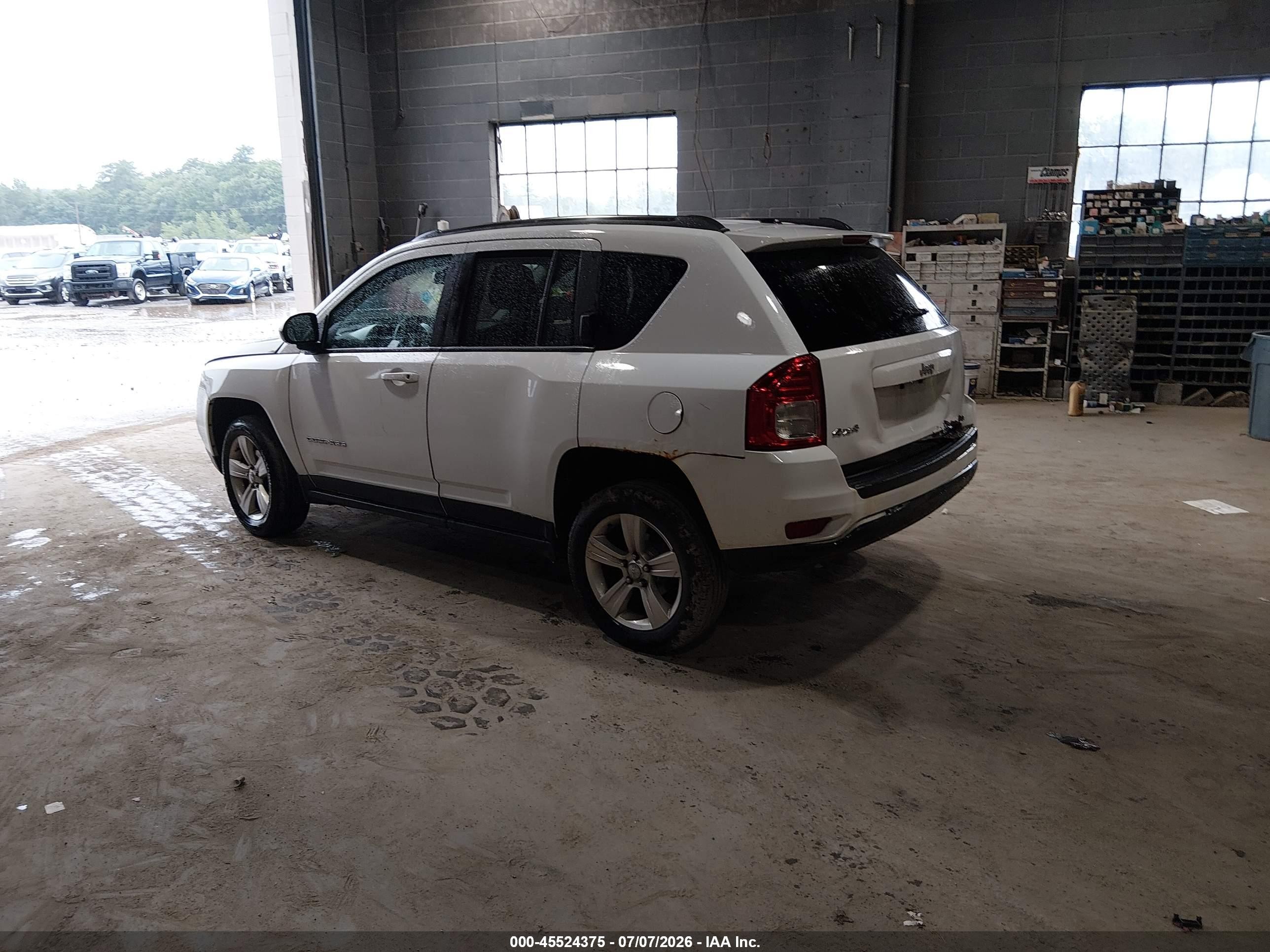 2013 Jeep Compass Sport White vin: 1C4NJDBB4DD275099