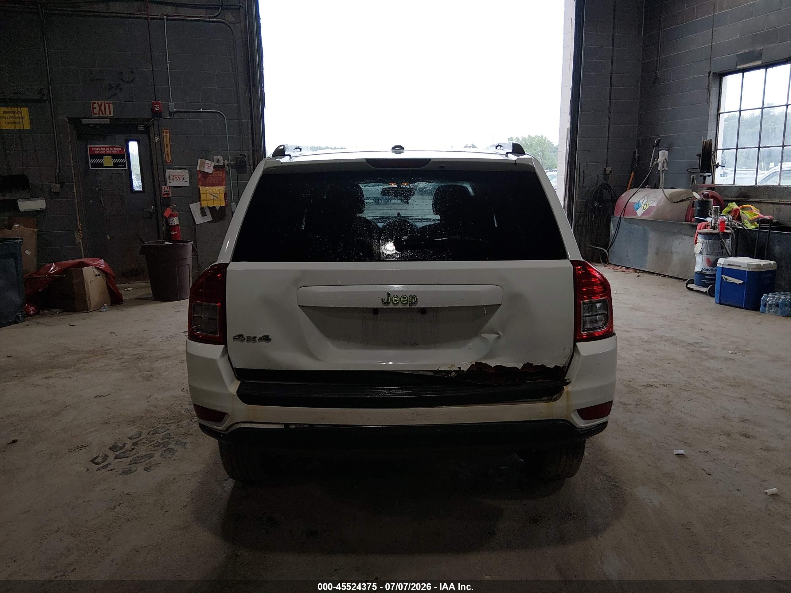 2013 Jeep Compass Sport White vin: 1C4NJDBB4DD275099