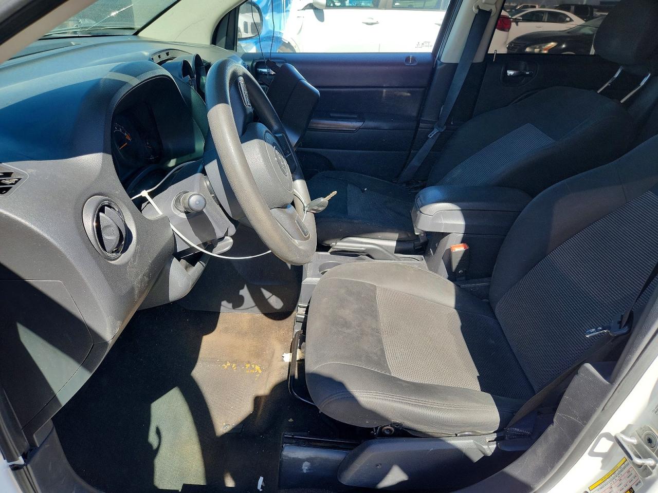 2014 Jeep Compass Sport White vin: 1C4NJDBB4ED567532
