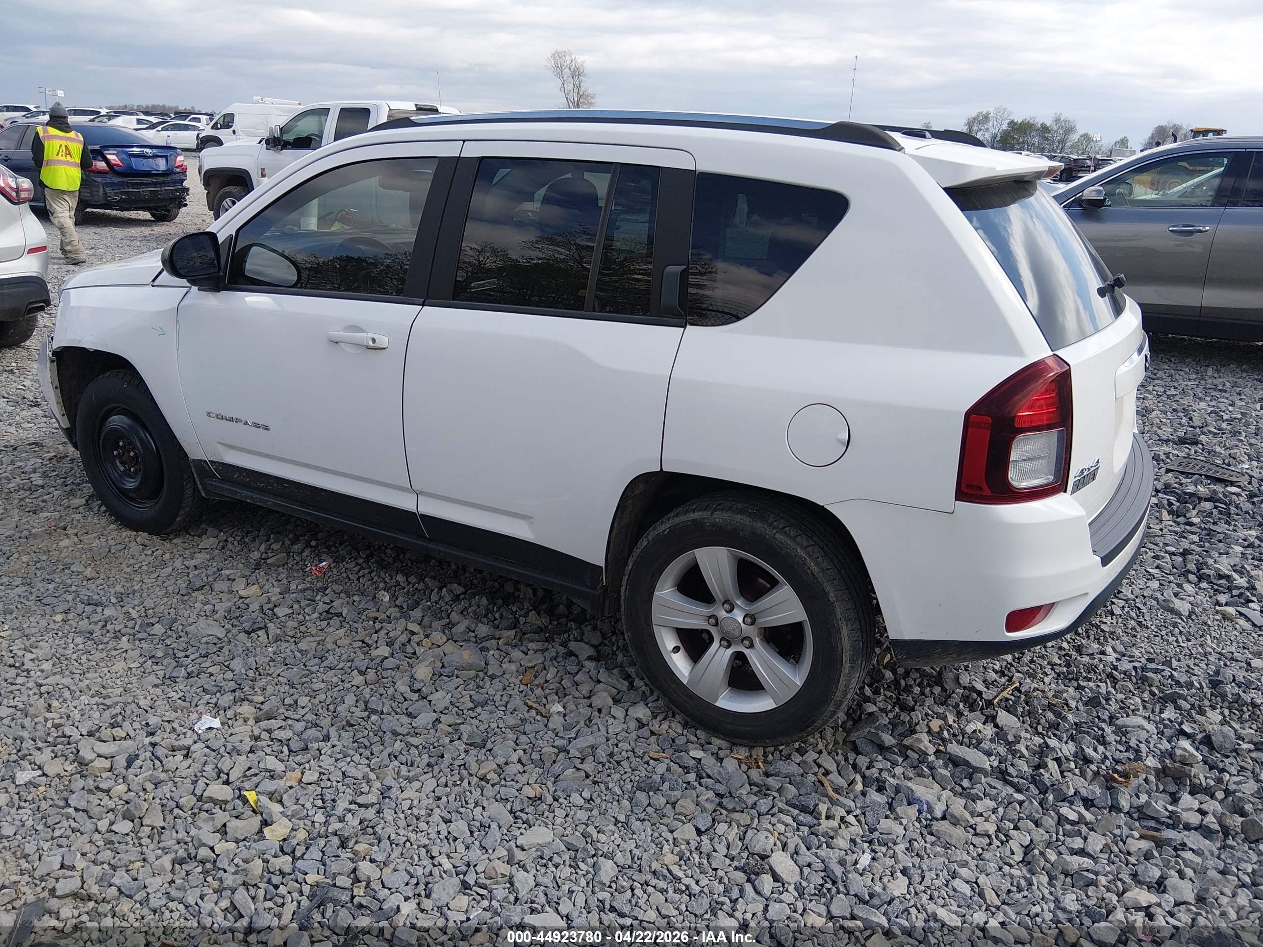 2014 Jeep Compass Sport Белый vin: 1C4NJDBB4ED661250