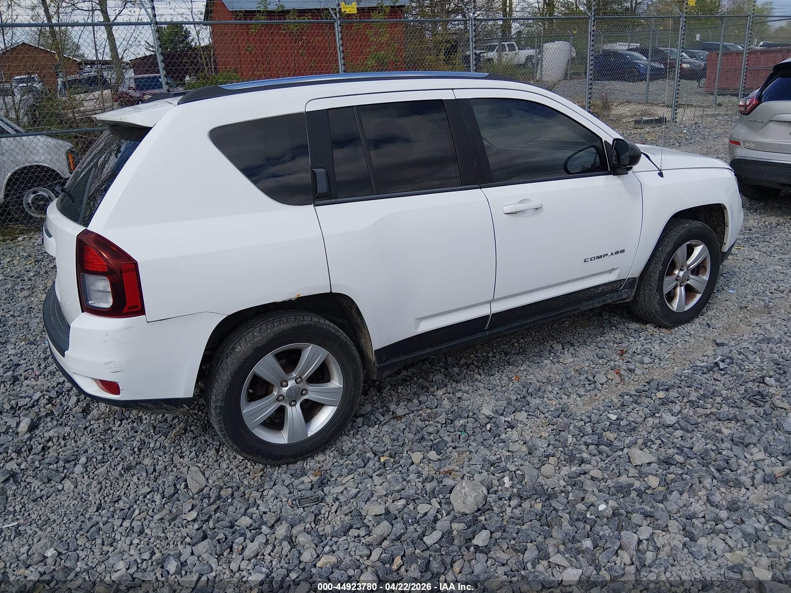 2014 Jeep Compass Sport Белый vin: 1C4NJDBB4ED661250