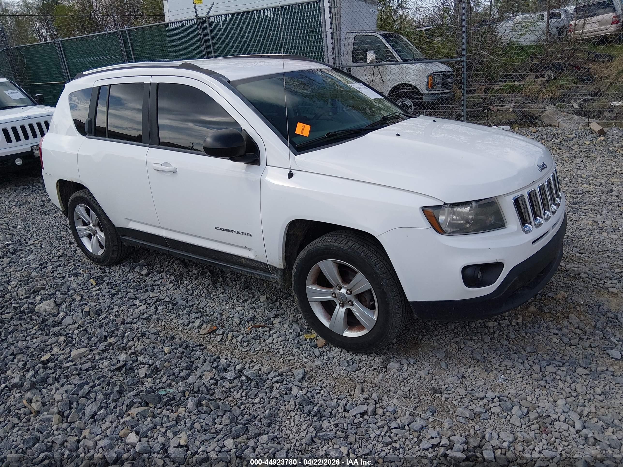 2014 Jeep Compass Sport Белый vin: 1C4NJDBB4ED661250