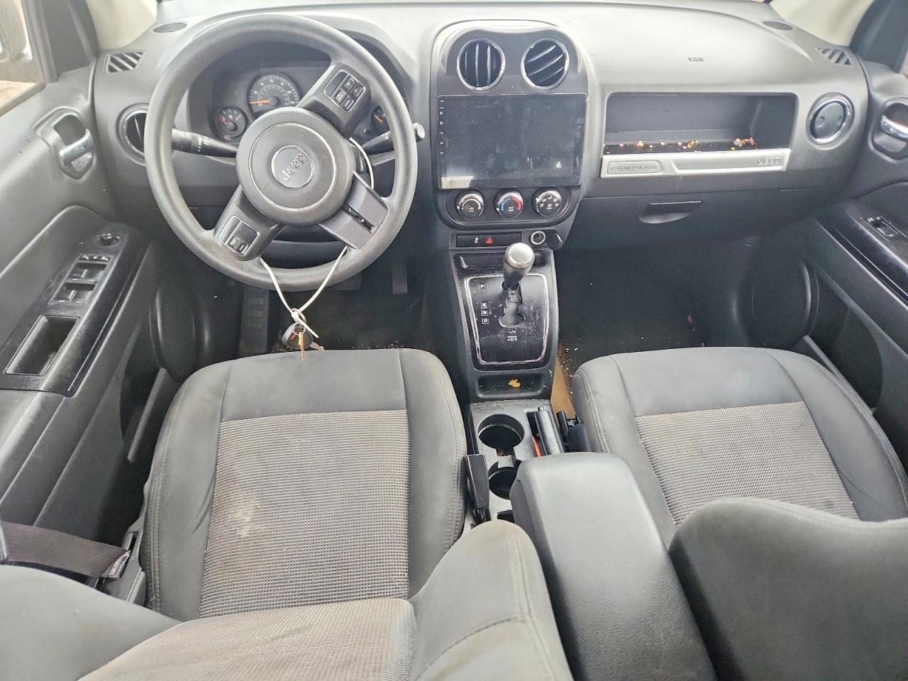 2016 Jeep Compass Sport Silver vin: 1C4NJDBB4GD670825