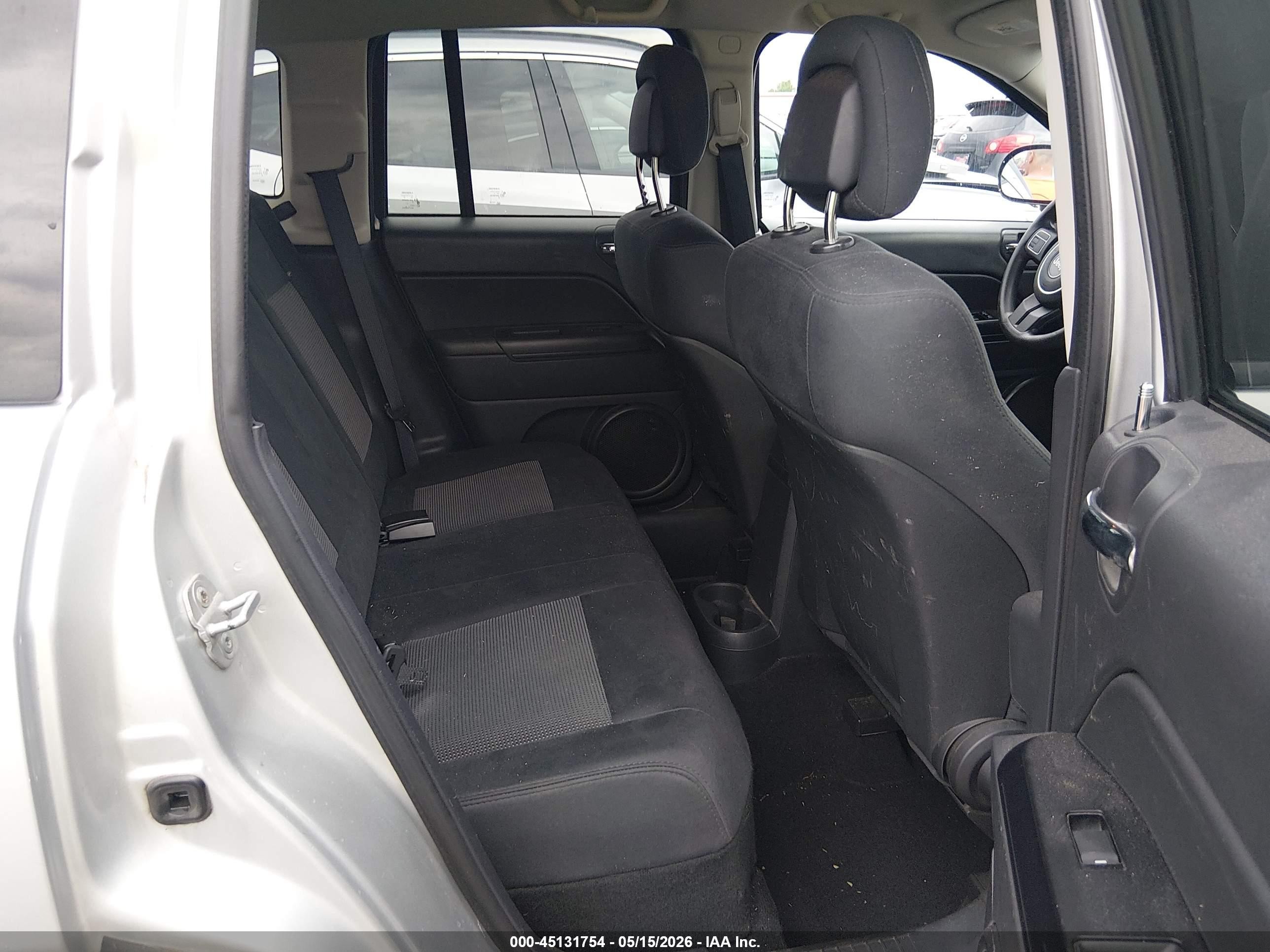 2012 Jeep Compass Sport Silver vin: 1C4NJDBB5CD583123