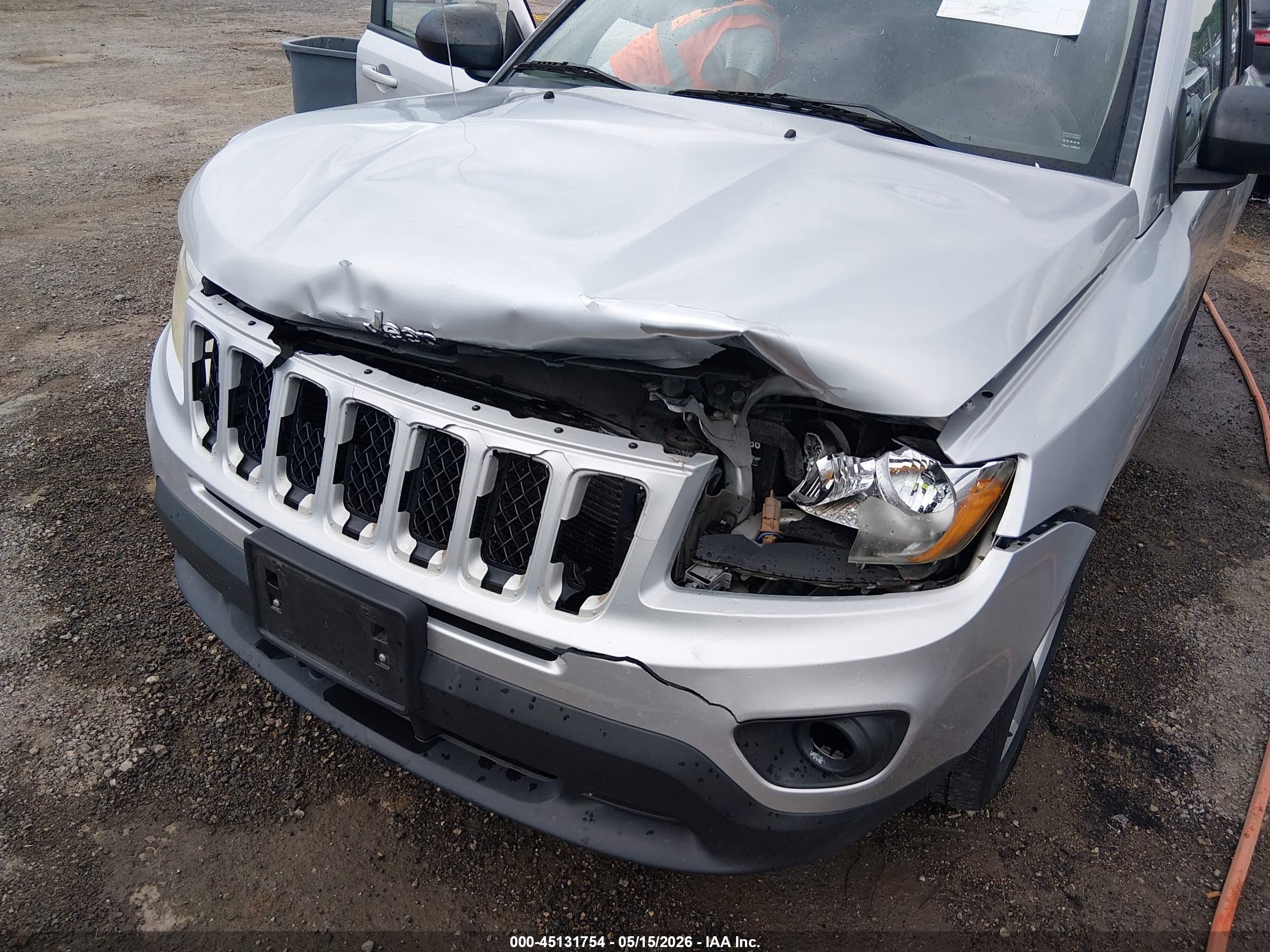 2012 Jeep Compass Sport Silver vin: 1C4NJDBB5CD583123