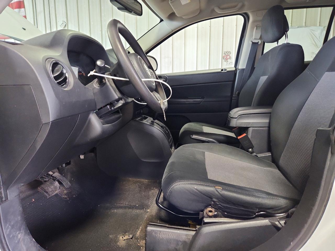 2014 Jeep Compass Sport Белый vin: 1C4NJDBB5ED626782