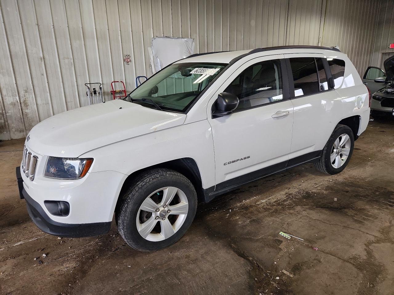 2014 Jeep Compass Sport White vin: 1C4NJDBB5ED626782