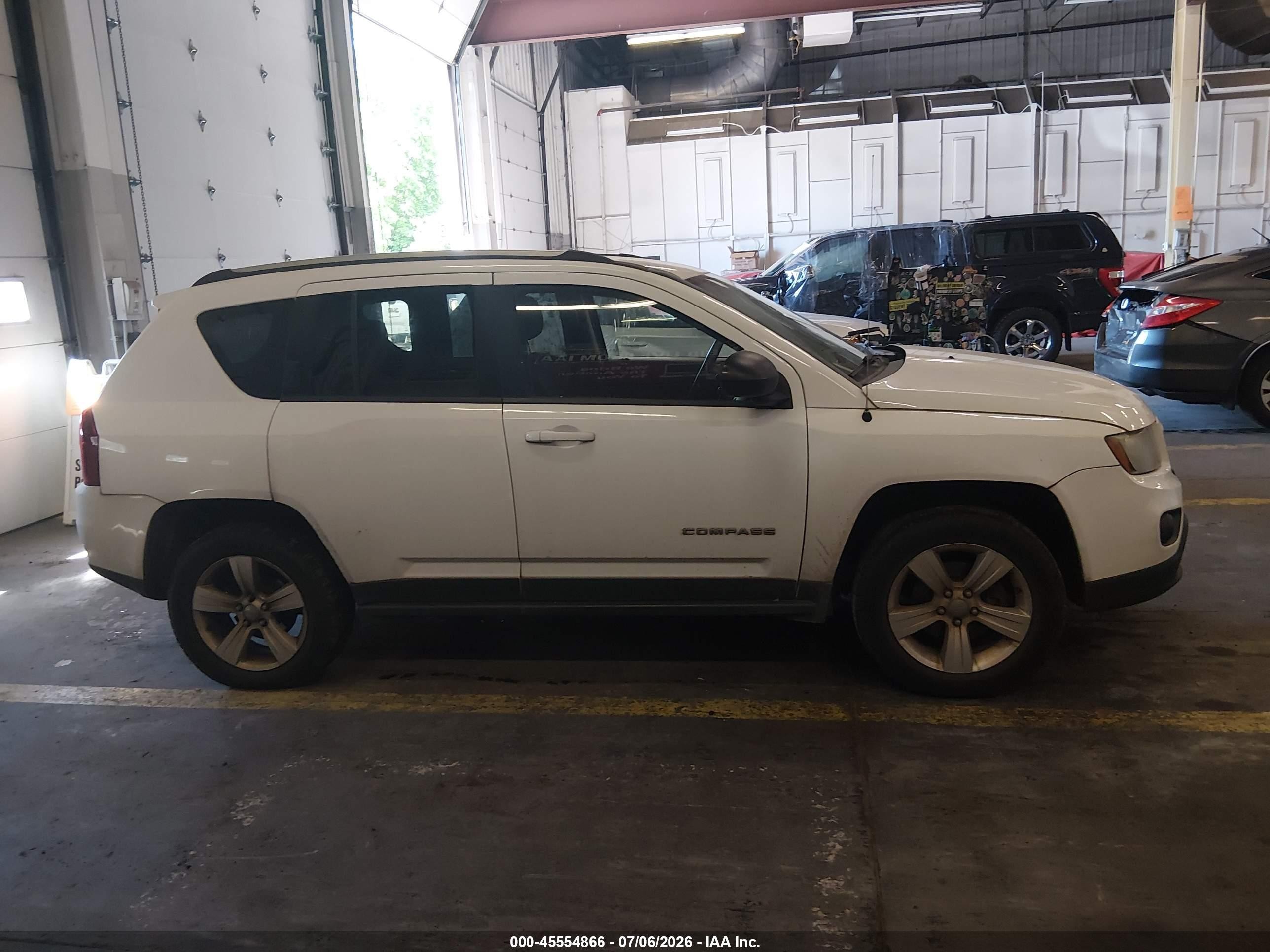 2015 Jeep Compass Sport Белый vin: 1C4NJDBB5FD332106