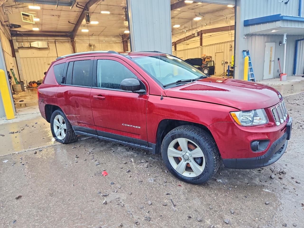 2012 Jeep Compass Sport Red vin: 1C4NJDBB6CD572311