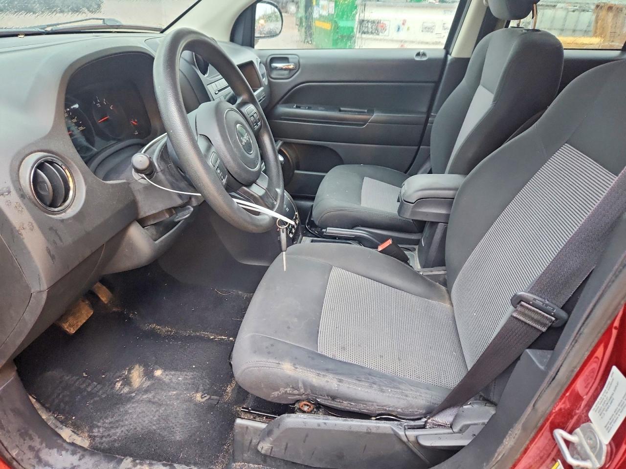 2012 Jeep Compass Sport Red vin: 1C4NJDBB6CD572311