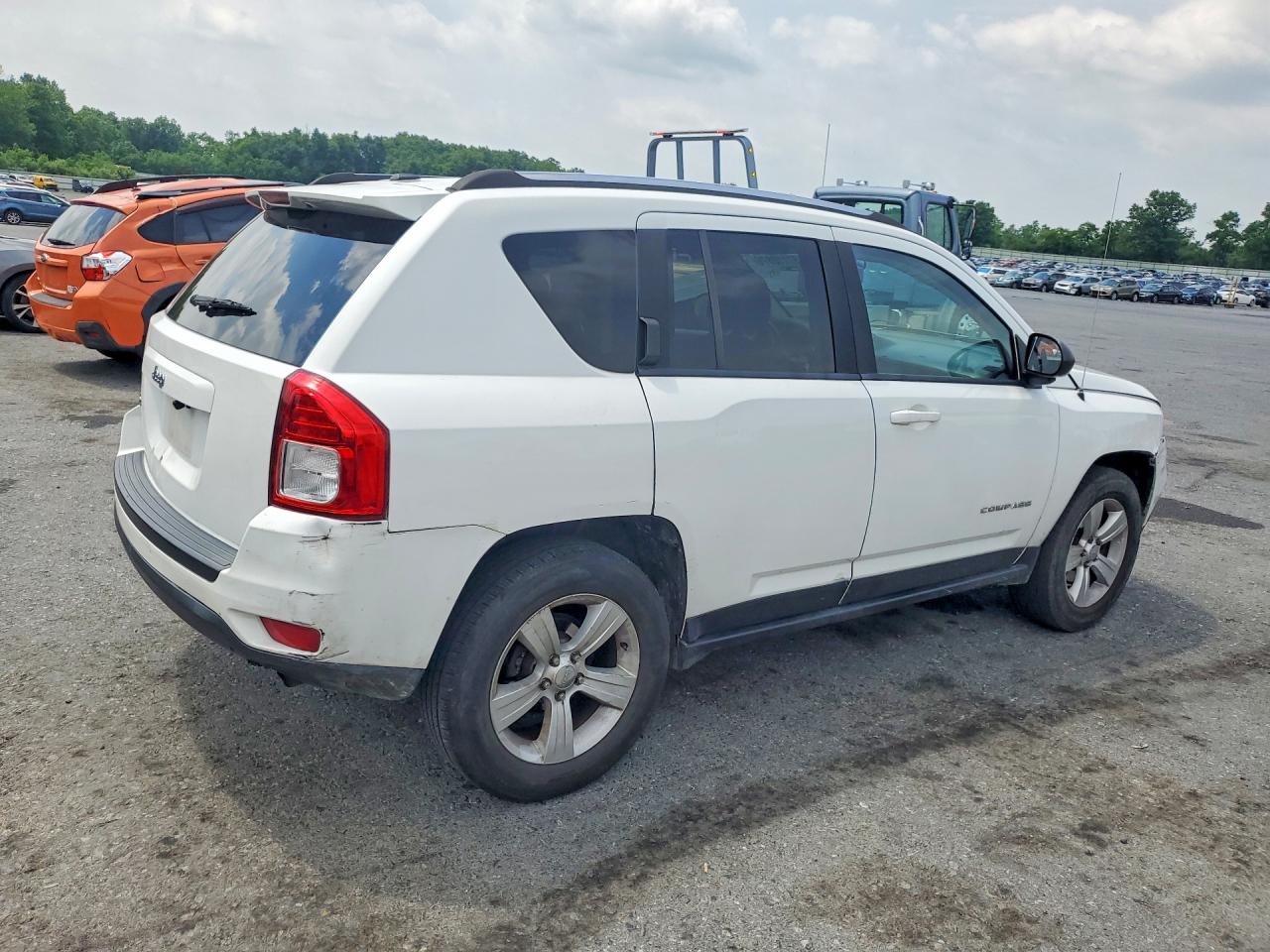 2013 Jeep Compass Sport White vin: 1C4NJDBB6DD167972