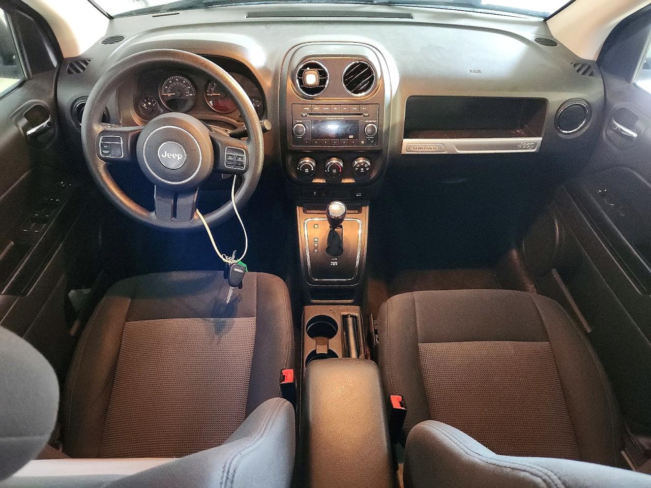 2014 Jeep Compass Sport Серебряный vin: 1C4NJDBB6ED780854